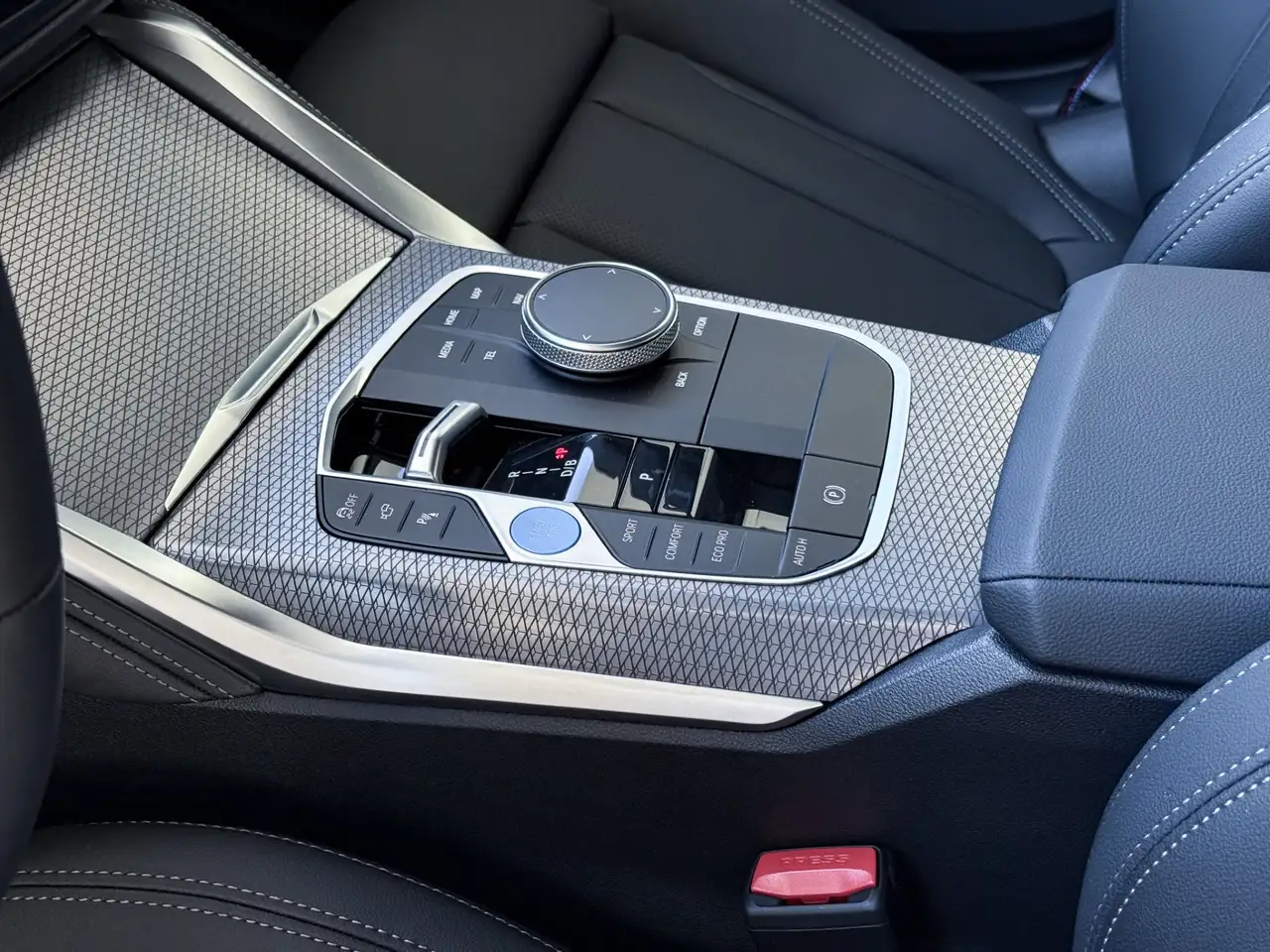BMW i4 2026 — фото 15