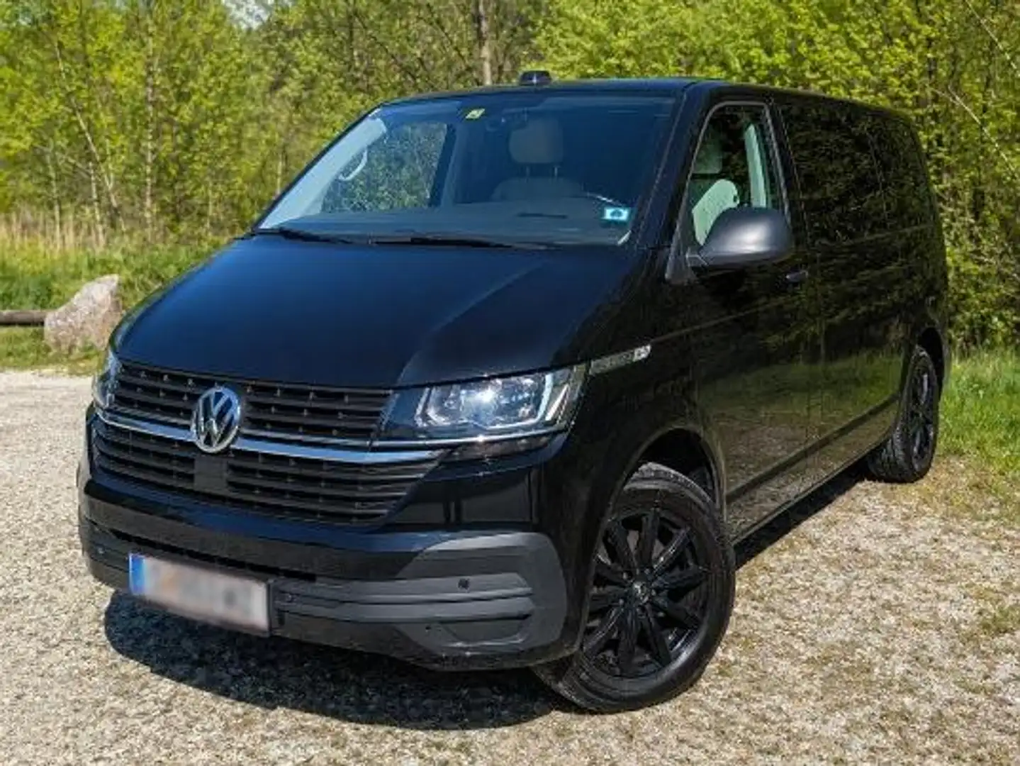 Volkswagen T6.1 Multivan Trendline Schwarz - 1