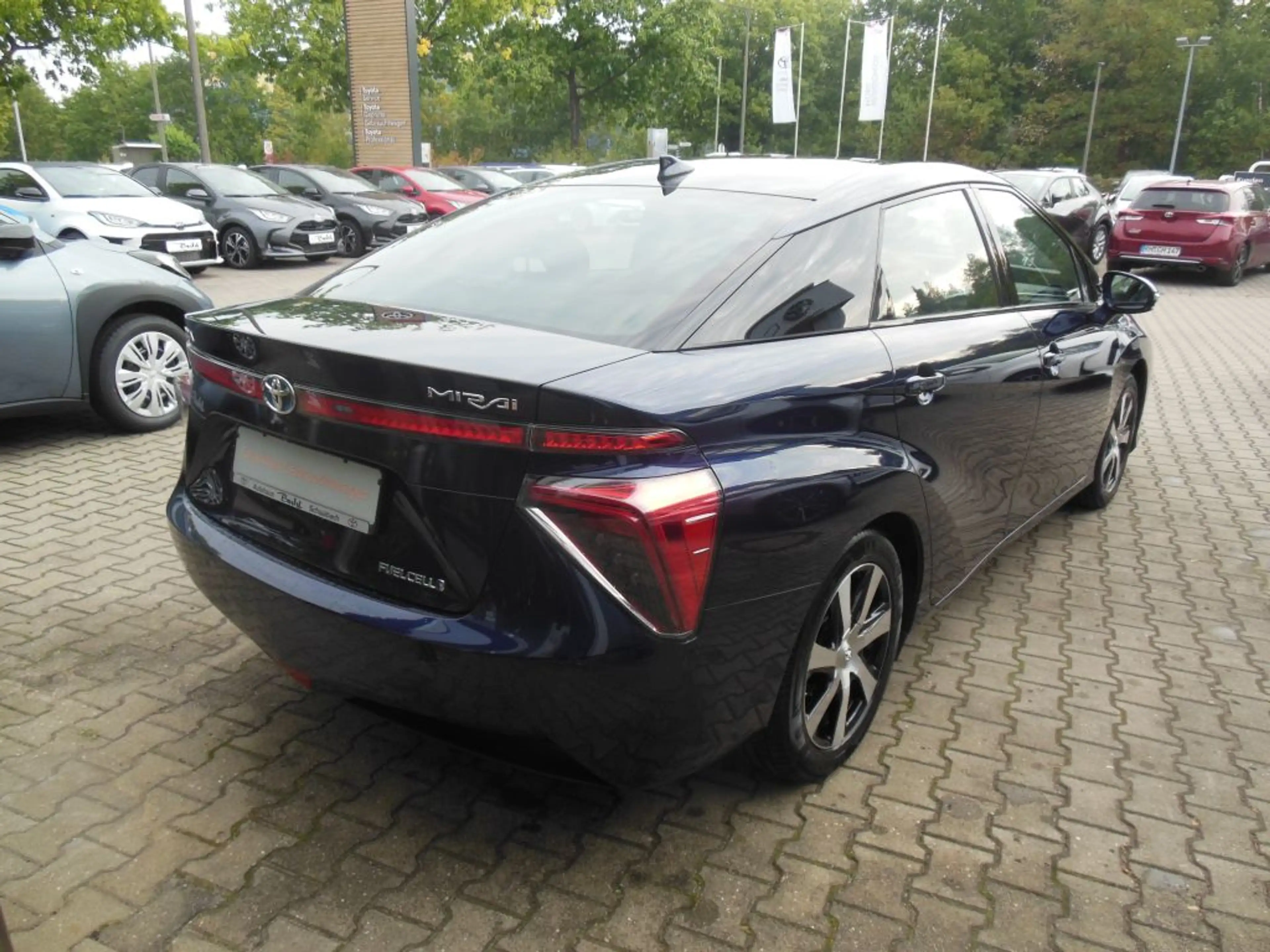 Toyota Mirai Executive m. Leder u. NAVI- Wasserstoffantrieb — photo 4