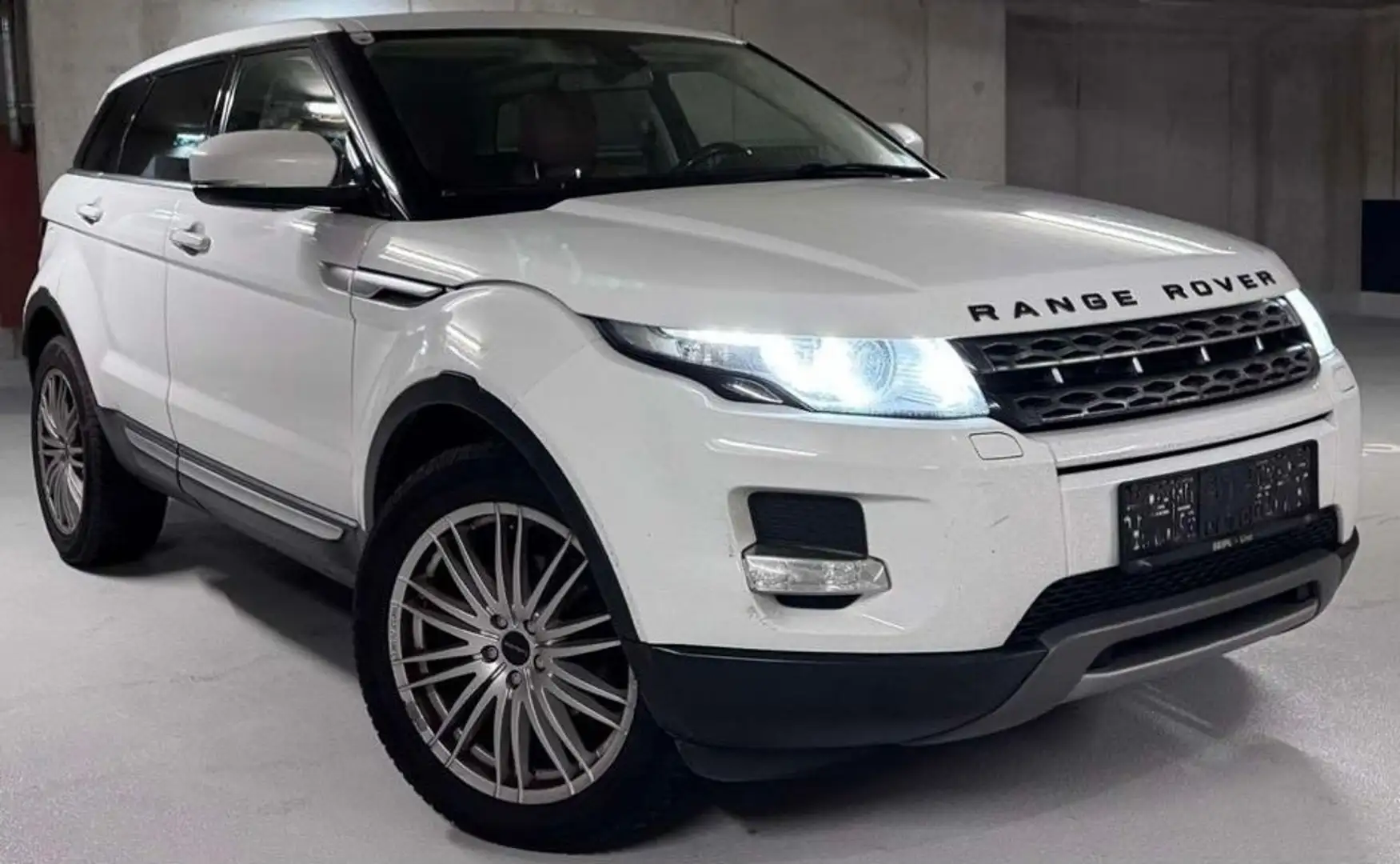 Land Rover Range Rover Evoque Range Rover Evoque Prestige 2,2 TD4 Aut. Prestige Weiß - 1