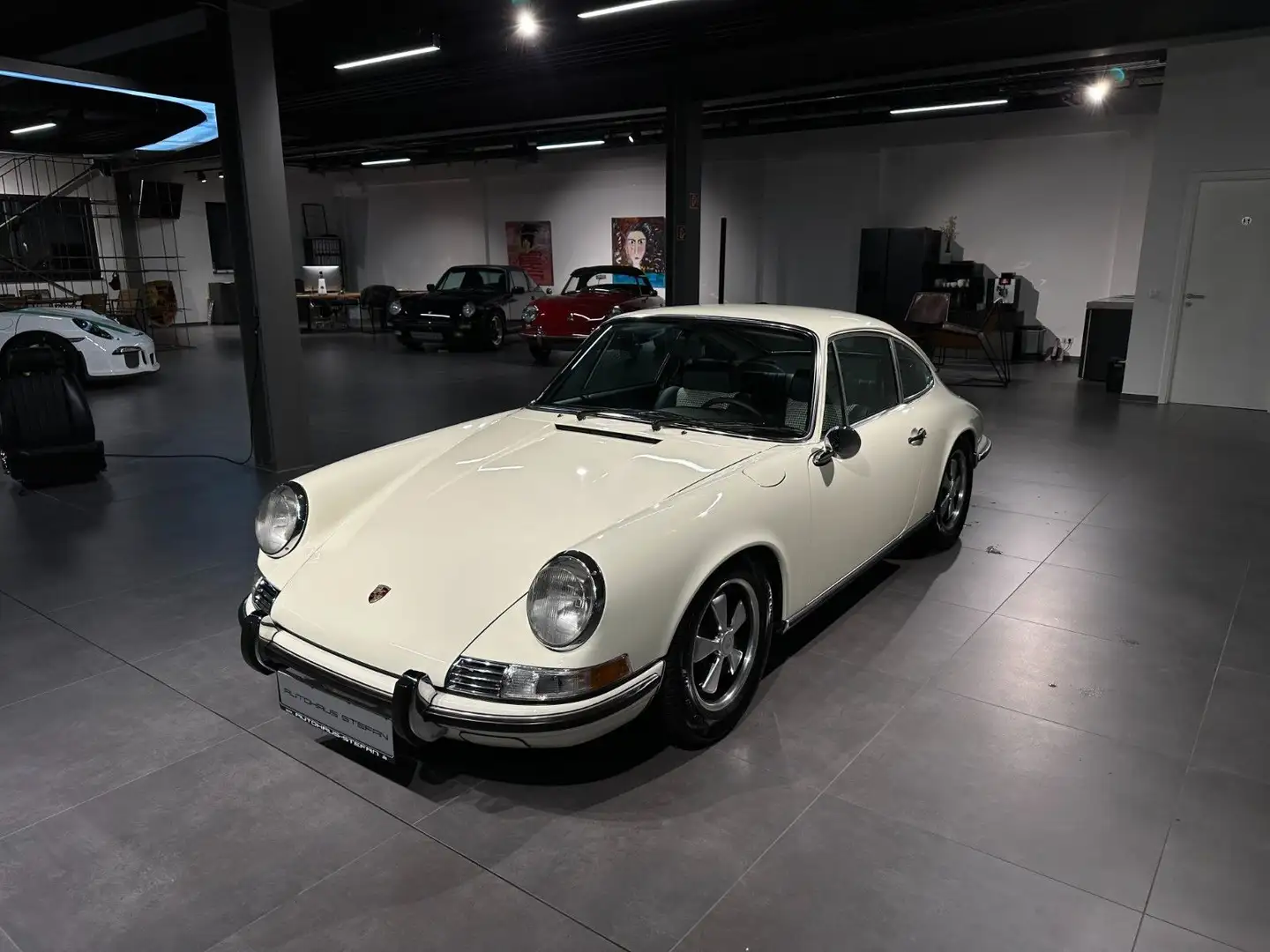 Porsche 911 901 2.0 S LWB 1969 Hellelfenbein Білий - 1