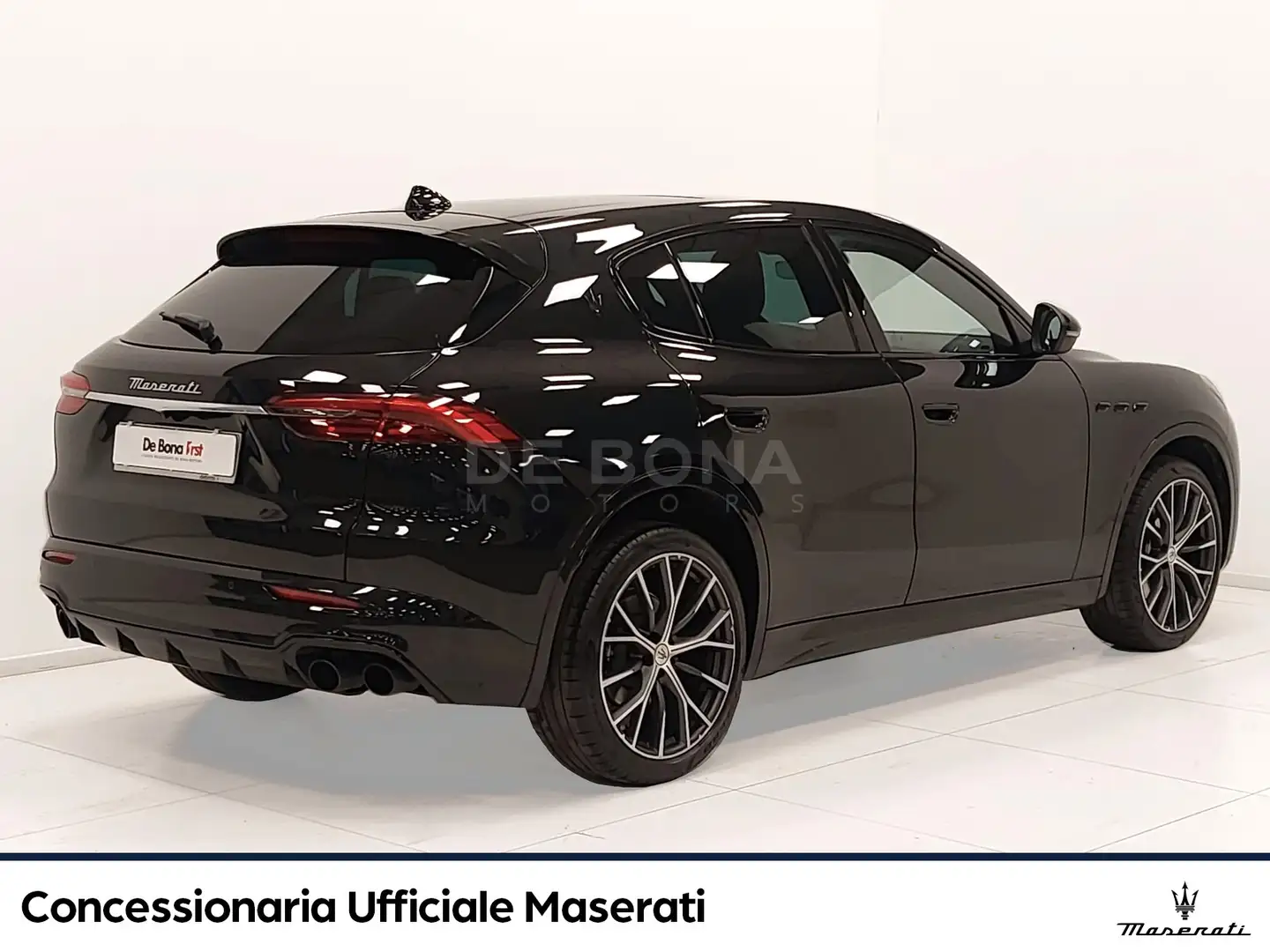 Maserati Grecale 2.0 mhev gt 300cv auto Nero - 2