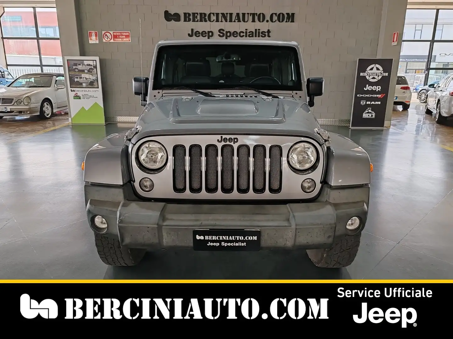 Jeep Wrangler Wrangler Unlimited 2.8 crd Polar auto E5+ PERFETTA Grigio - 2
