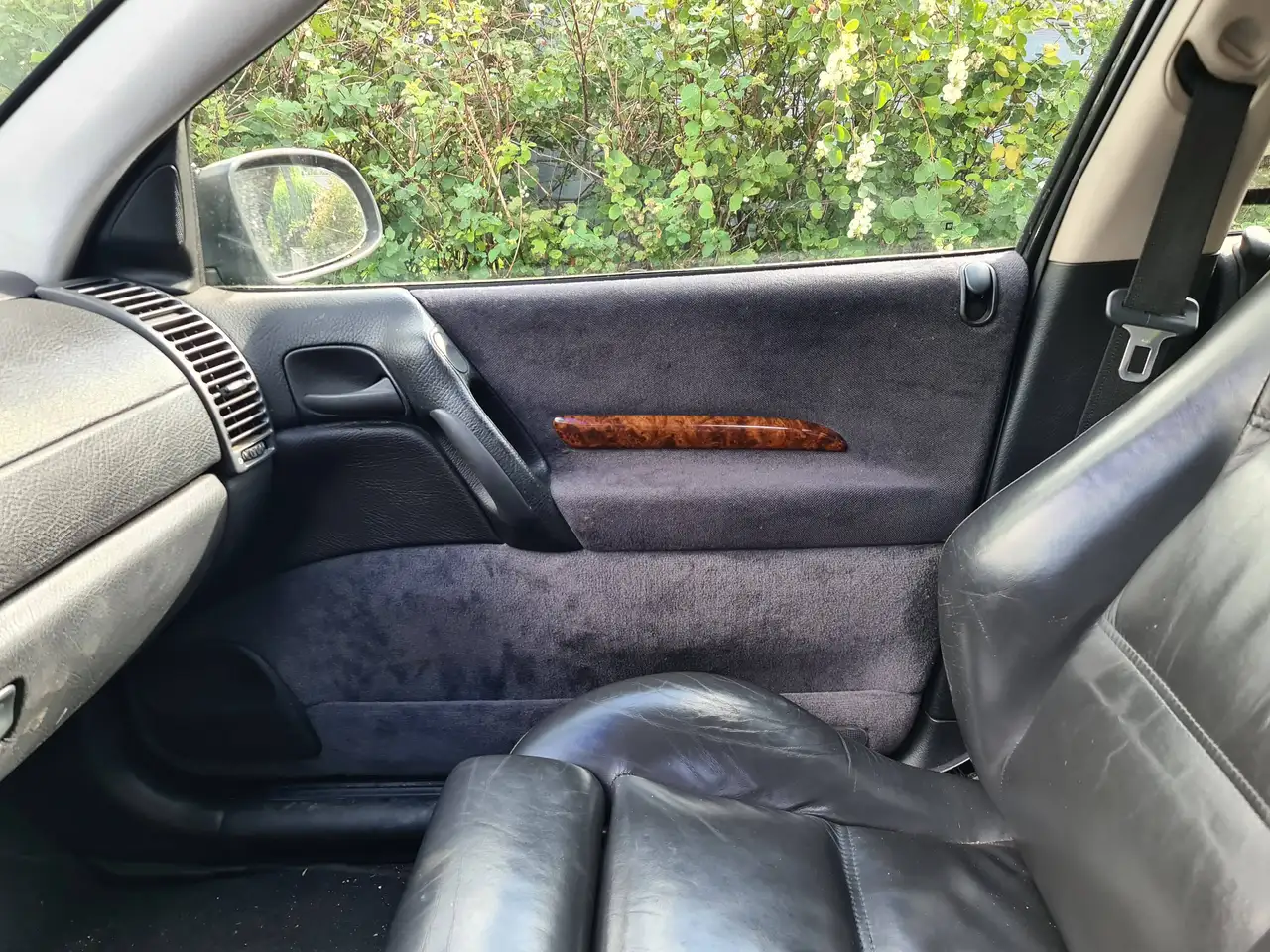 Opel Omega Caravan MV6, foto 5