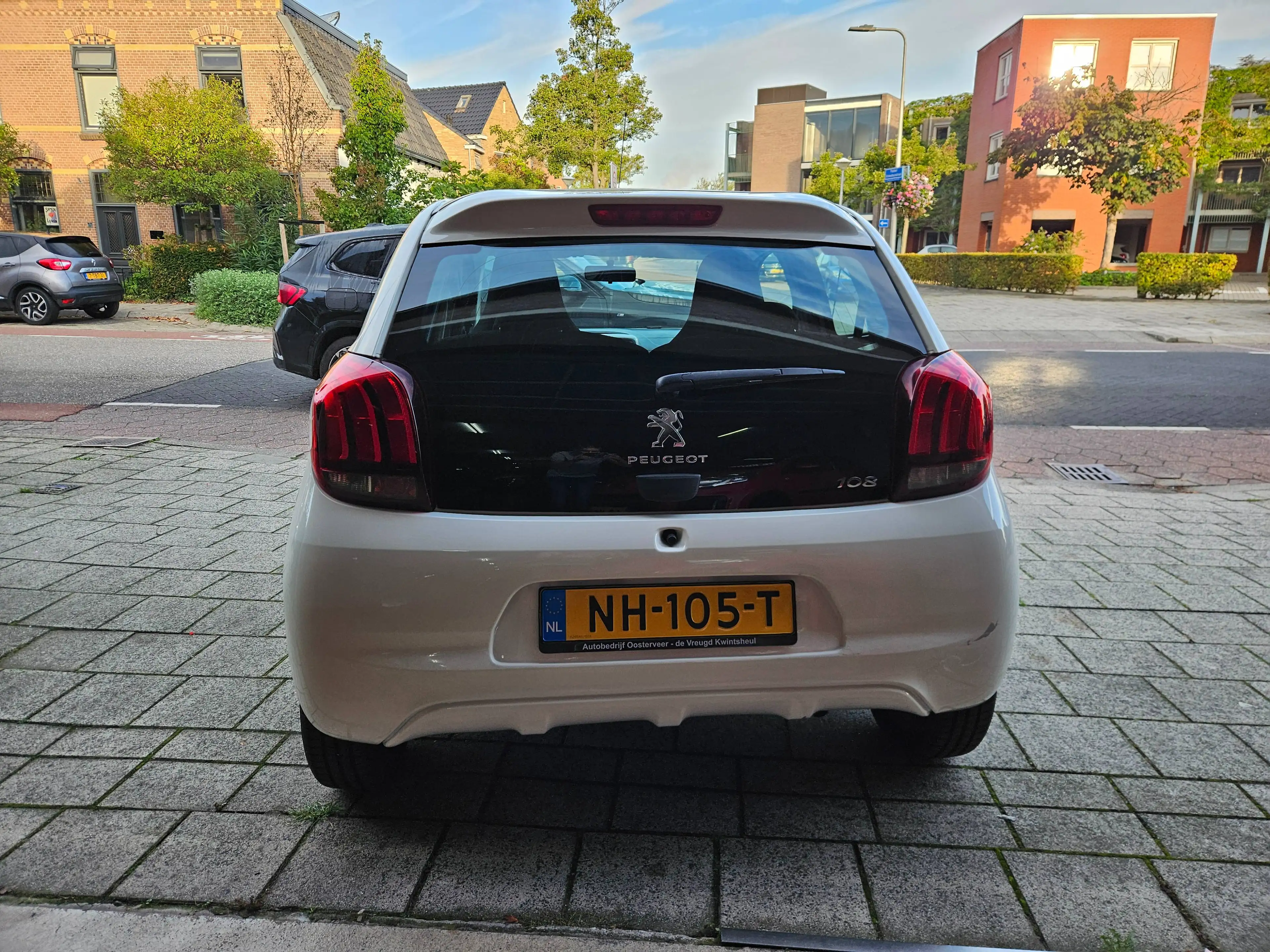 Peugeot 108 108 1.0 e-VTi Active — photo 6
