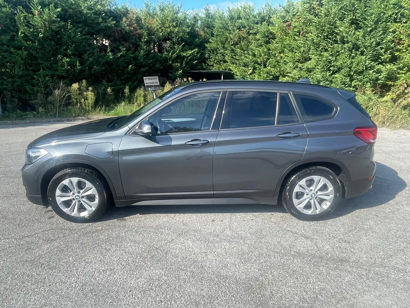 BMW iX1 Blu/Azzurro - 1