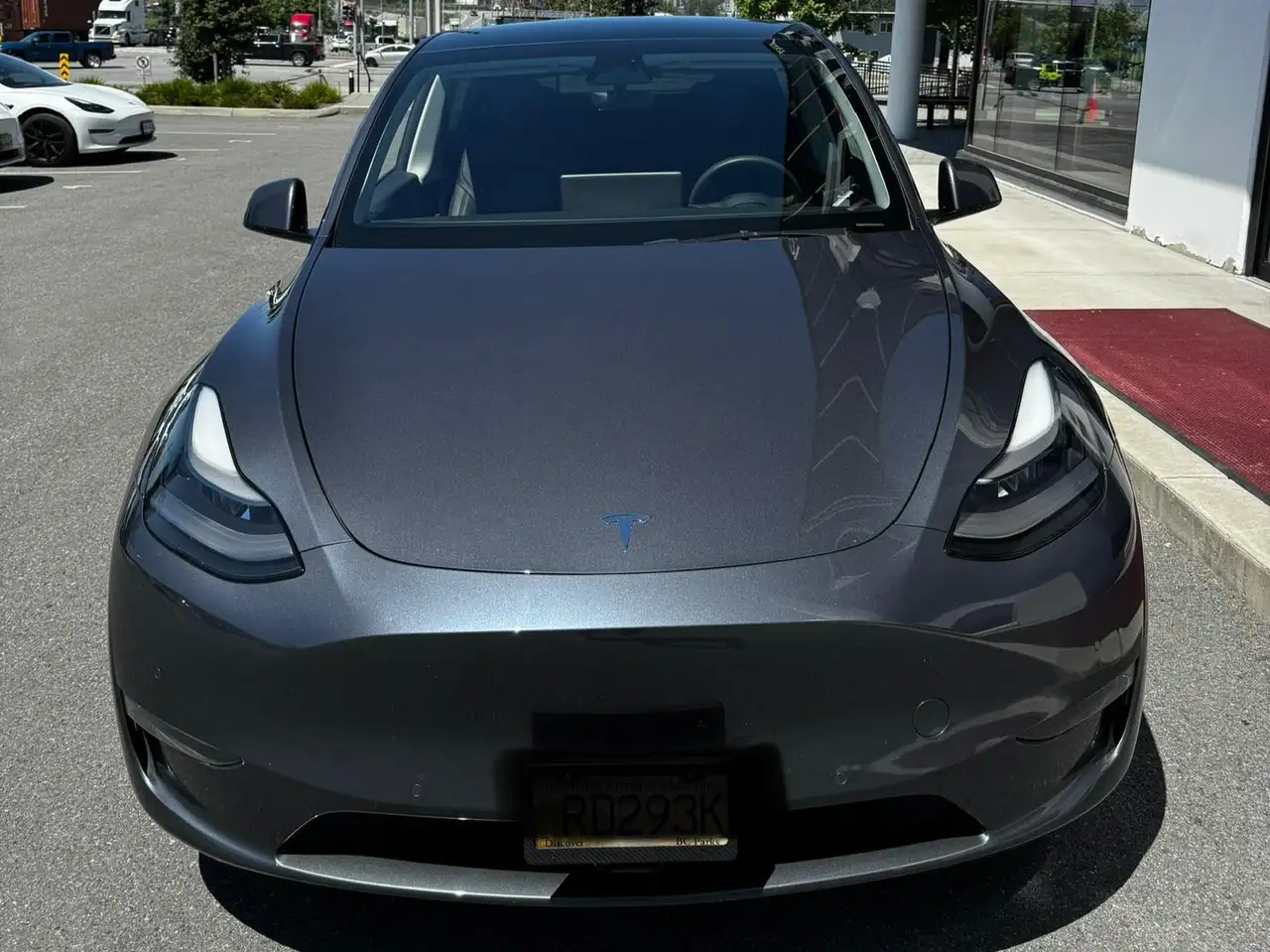 Tesla Model Y снимка Tesla Model Y