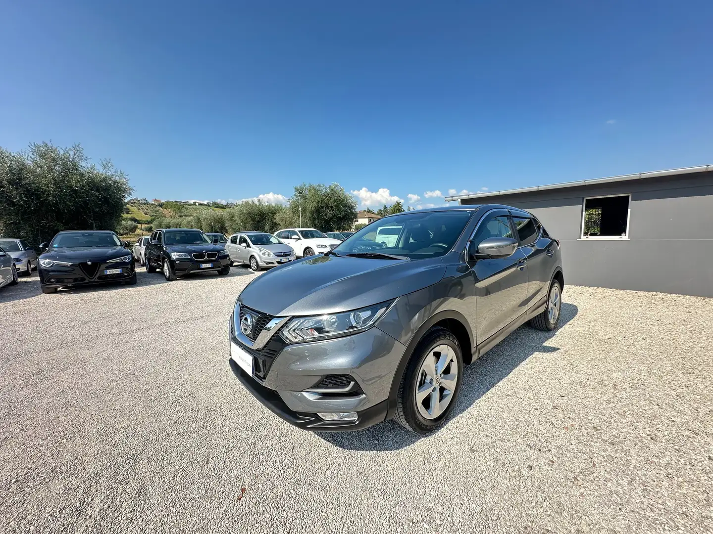 Nissan Qashqai 1.5 dCi 110 cv 123.007 km unico proprietario Grigio - 2