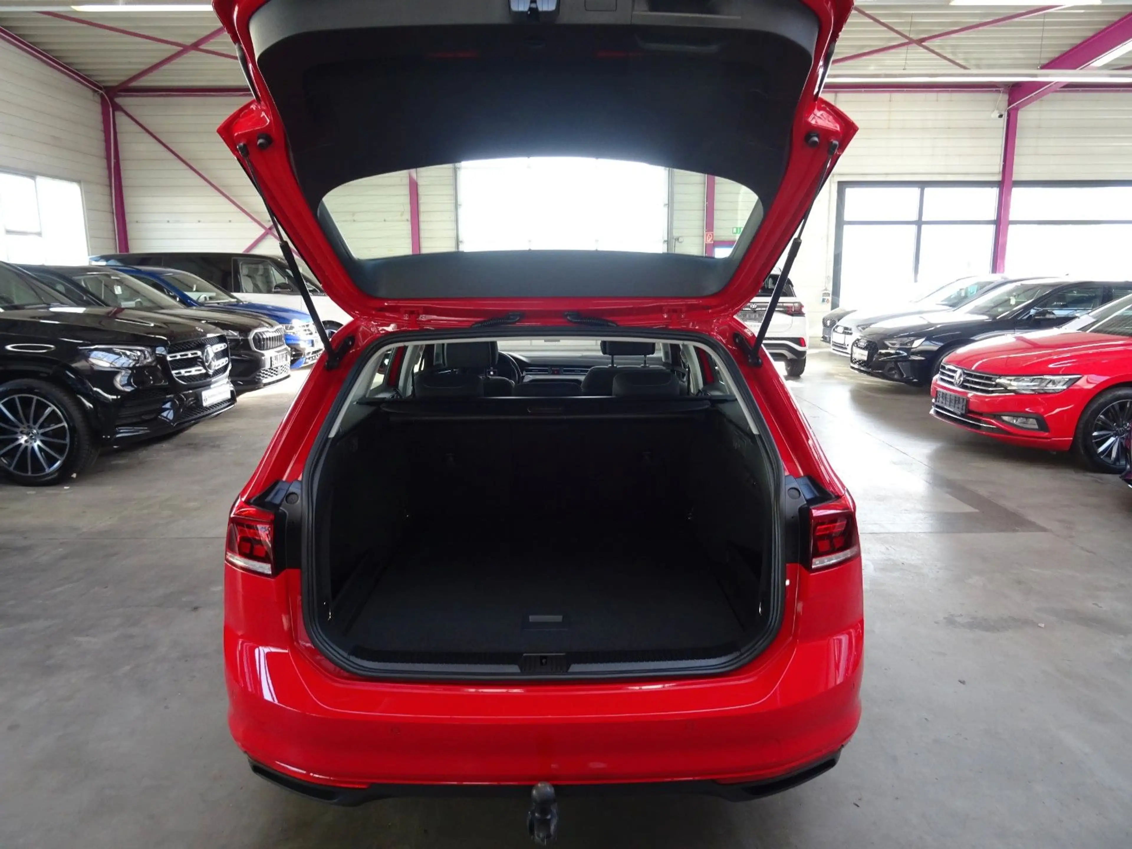 Volkswagen Passat Variant PASSAT 2.0 TDI CL.*DIGITAL*AHK*ACC*CAM*MASSAGE* — photo 11