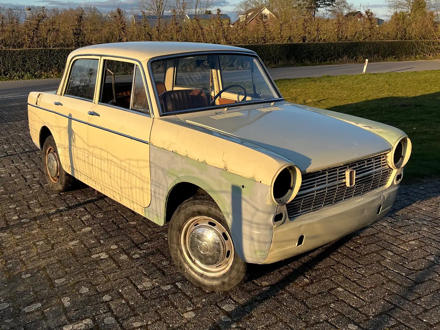 Fiat 1100 R Beige - 1