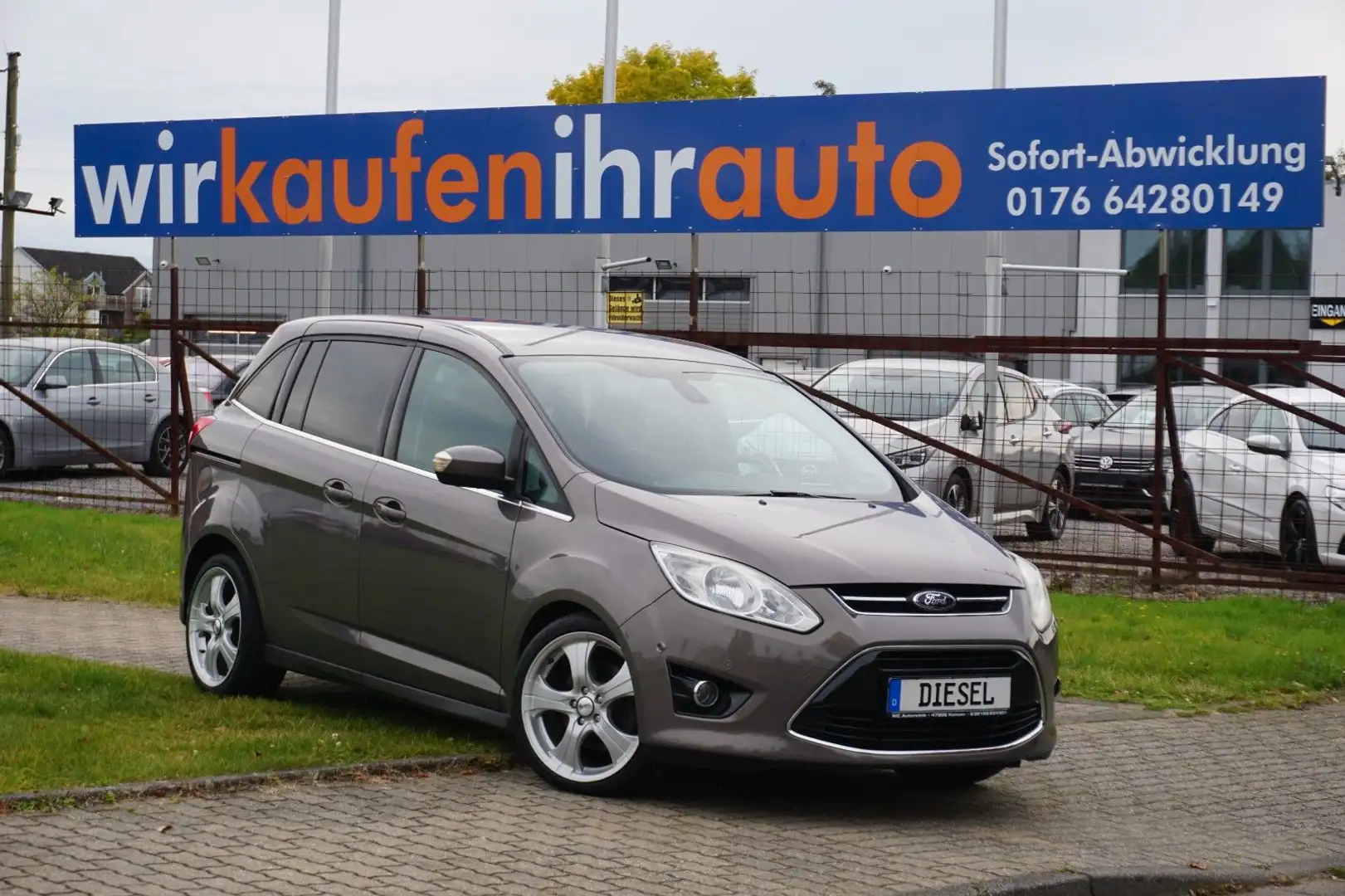 Ford Grand C-Max Grand C-MAX Titanium*7-SITZE*PDC !! Barna - 1