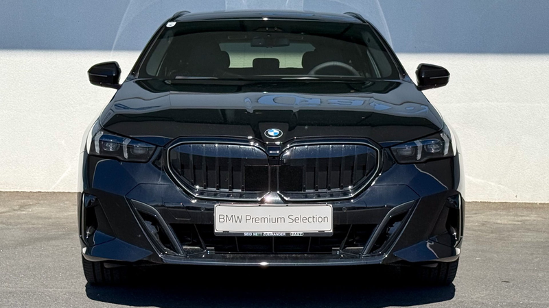 BMW 540 d xDrive — photo 2