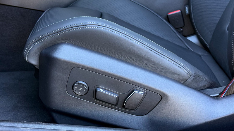 BMW 540 d xDrive — photo 15