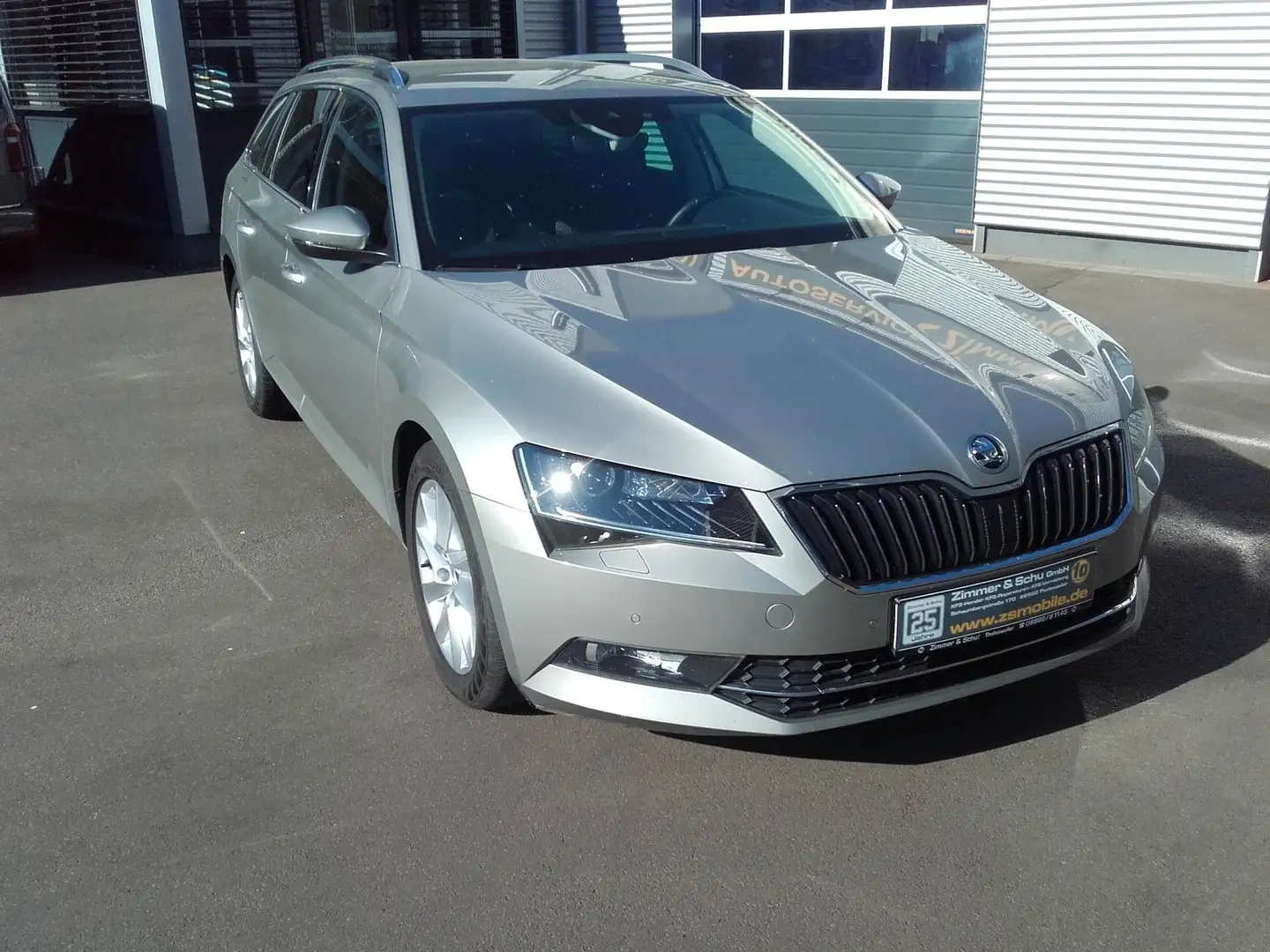 Skoda Superb Combi Style 4x4 Бежевий - 2