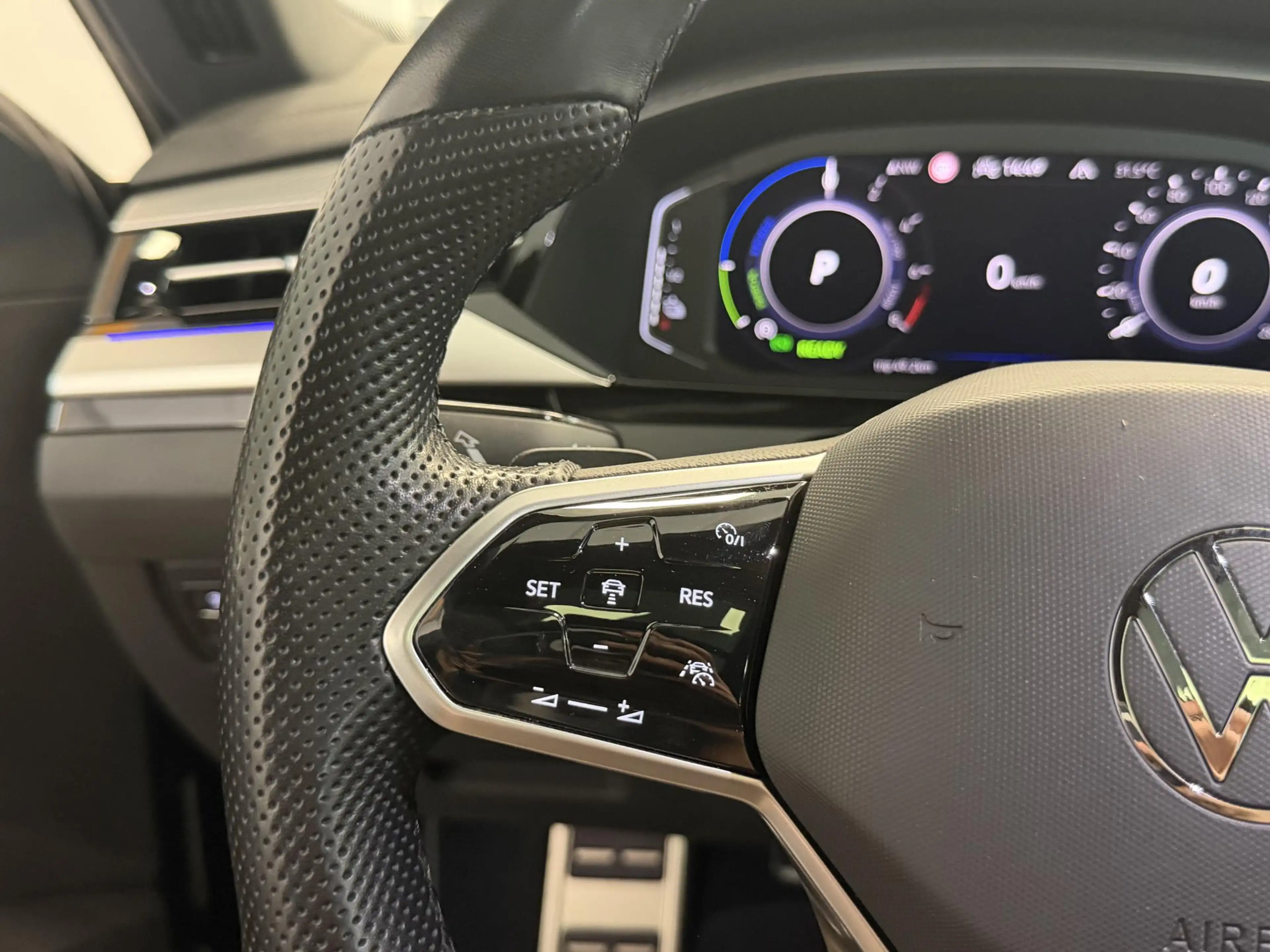 Volkswagen Arteon Shooting Brake 1.4 TSI eHybrid R-line | Trekhaak | — photo 11