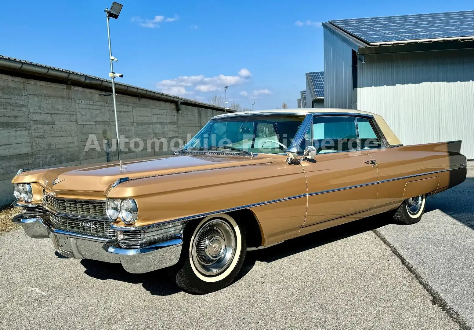 Cadillac Deville Cadillac Coupe Deville 2dr Hardtop 390/325Engine - 2