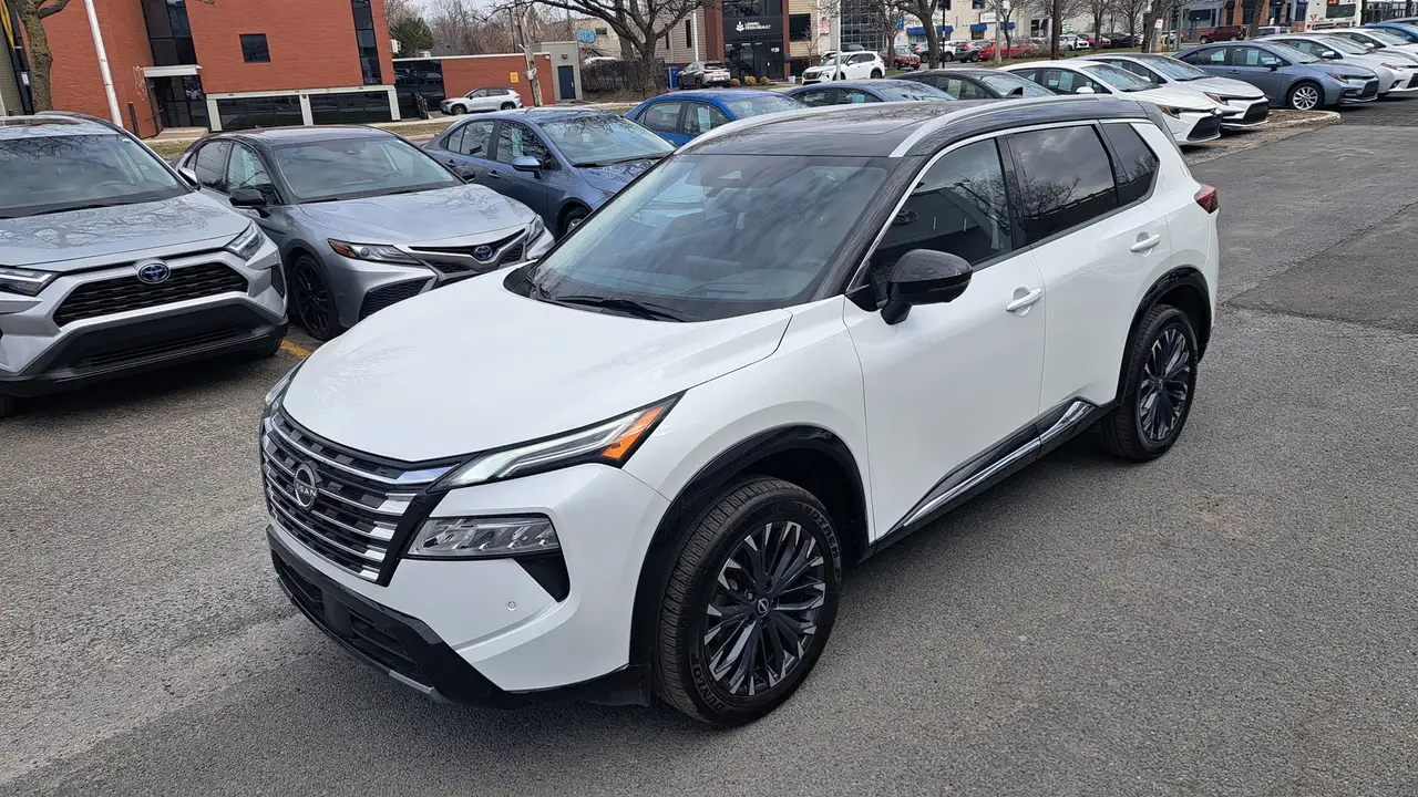 Nissan Rogue снимка Nissan Rogue