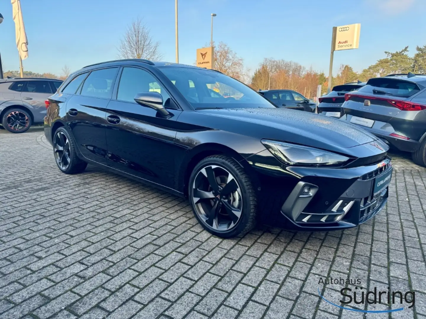 CUPRA Leon Sportstourer 2,0 TDI DSG AHK Navi Rückfahrk. Schwarz - 2