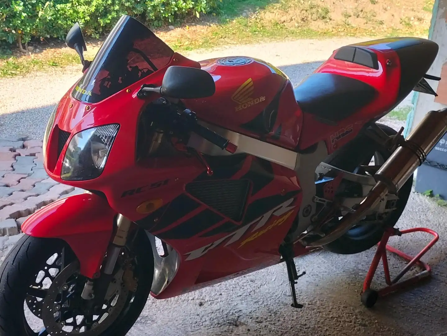 Honda VTR 1000 Sp1 Rot - 1