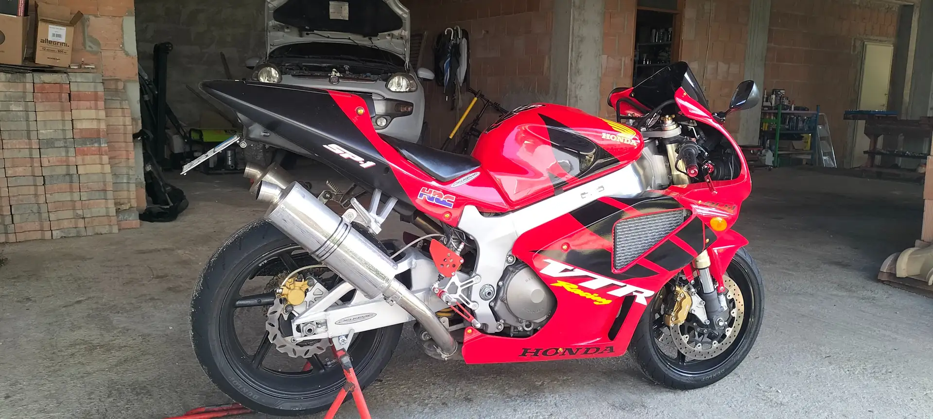Honda VTR 1000 Sp1 Rot - 2