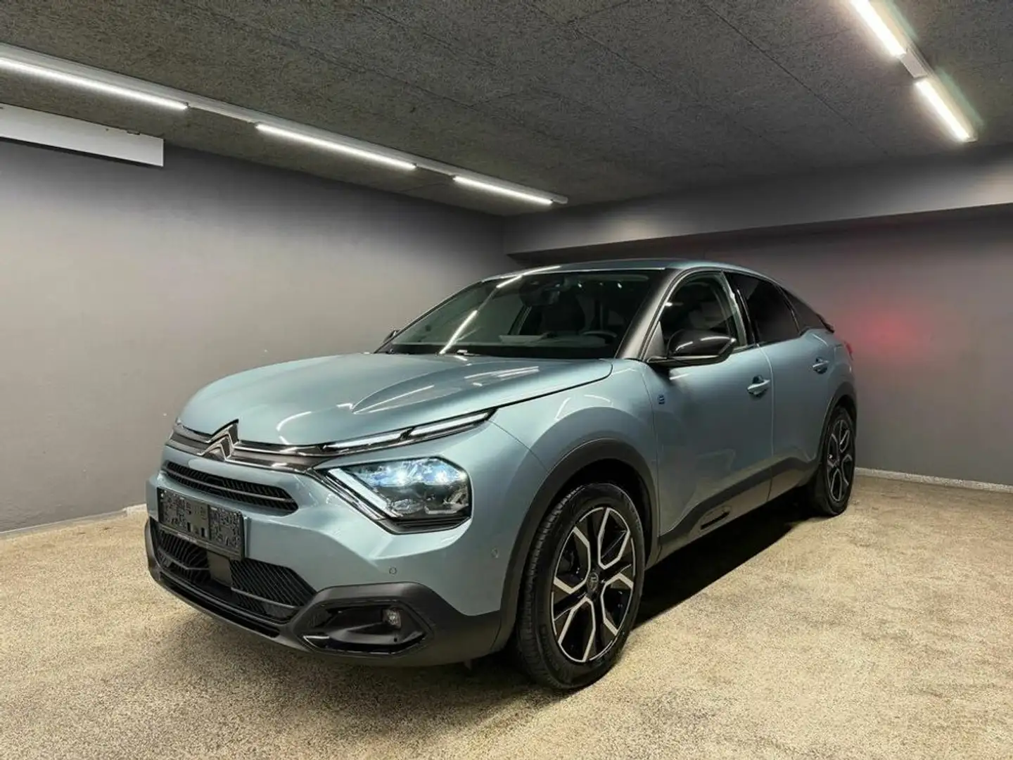 Citroen C4 e-Shine Blau - 2