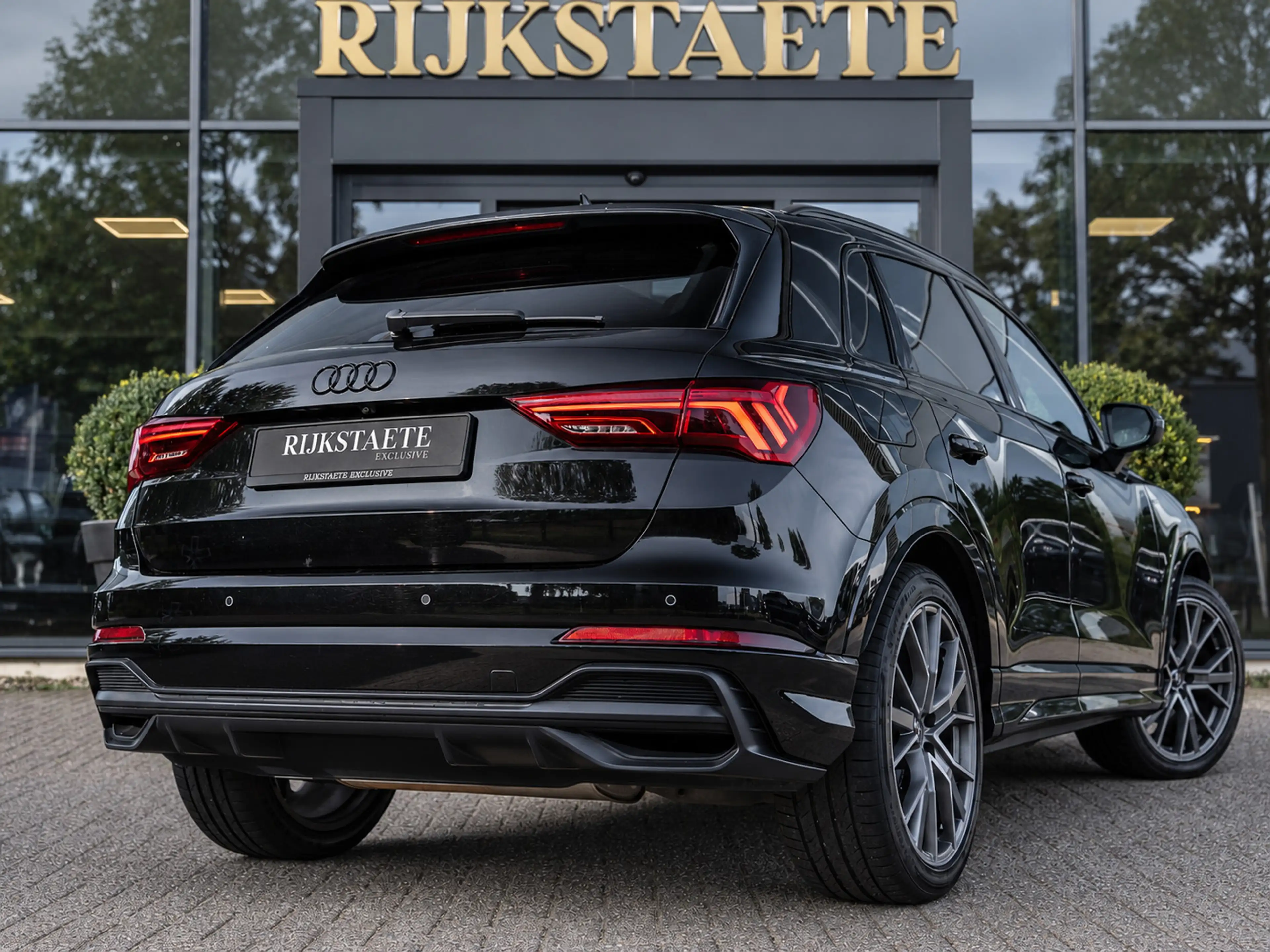 Audi Q3 35 TFSI|PANO|B&O|ACC|19'|APP|LED|360|ALCANTARA|SFE — photo 7