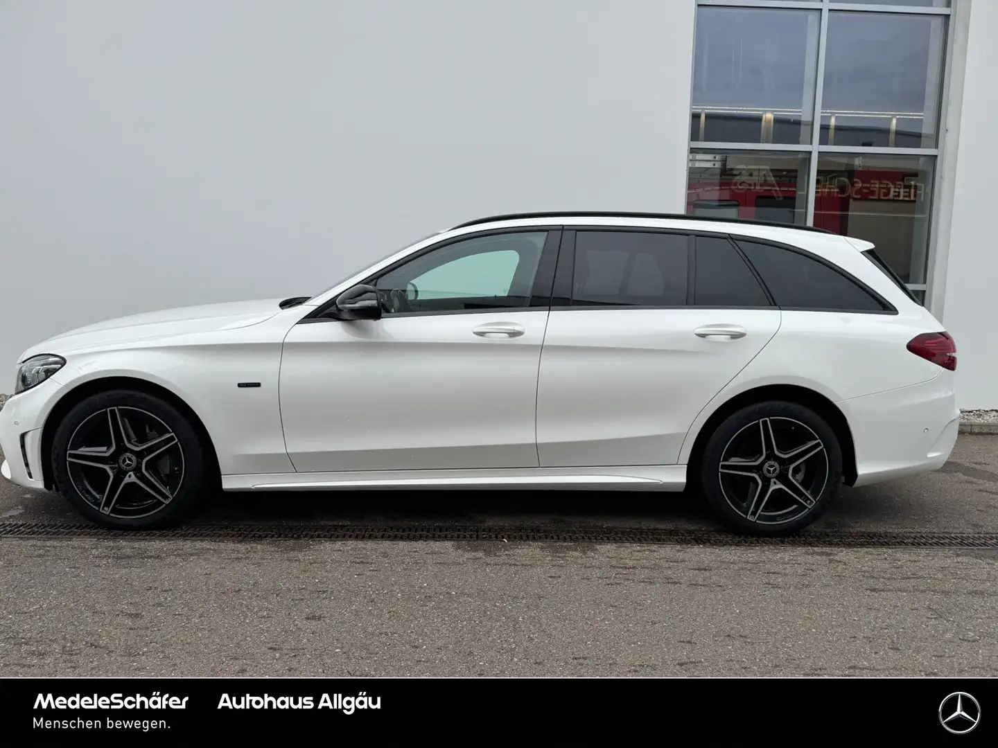 Mercedes-Benz C 300 C 300 de T AMG Night Dist AHK MLED Com Kam Ambie Weiß - 2