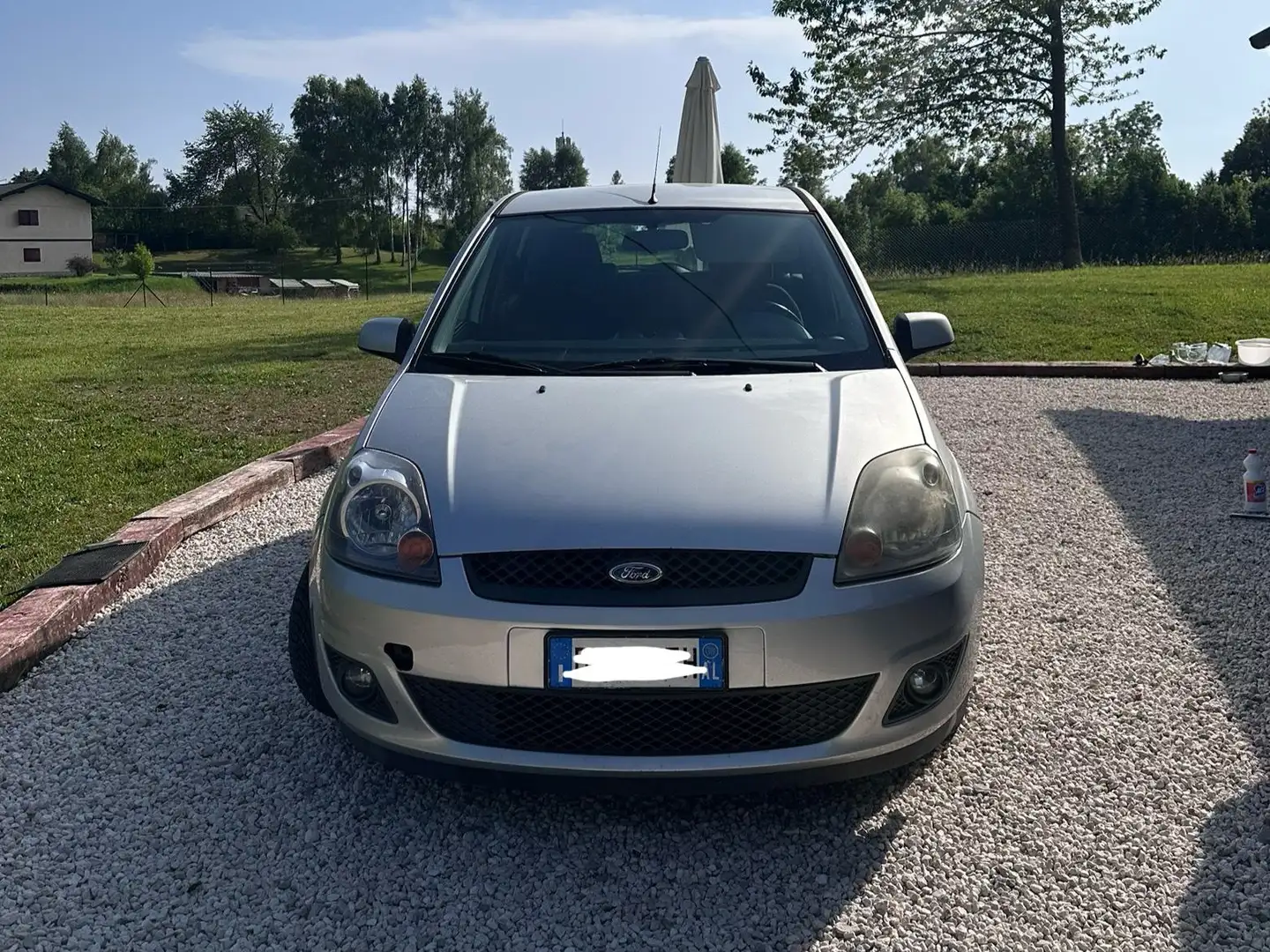 Ford Fiesta Argento - 2