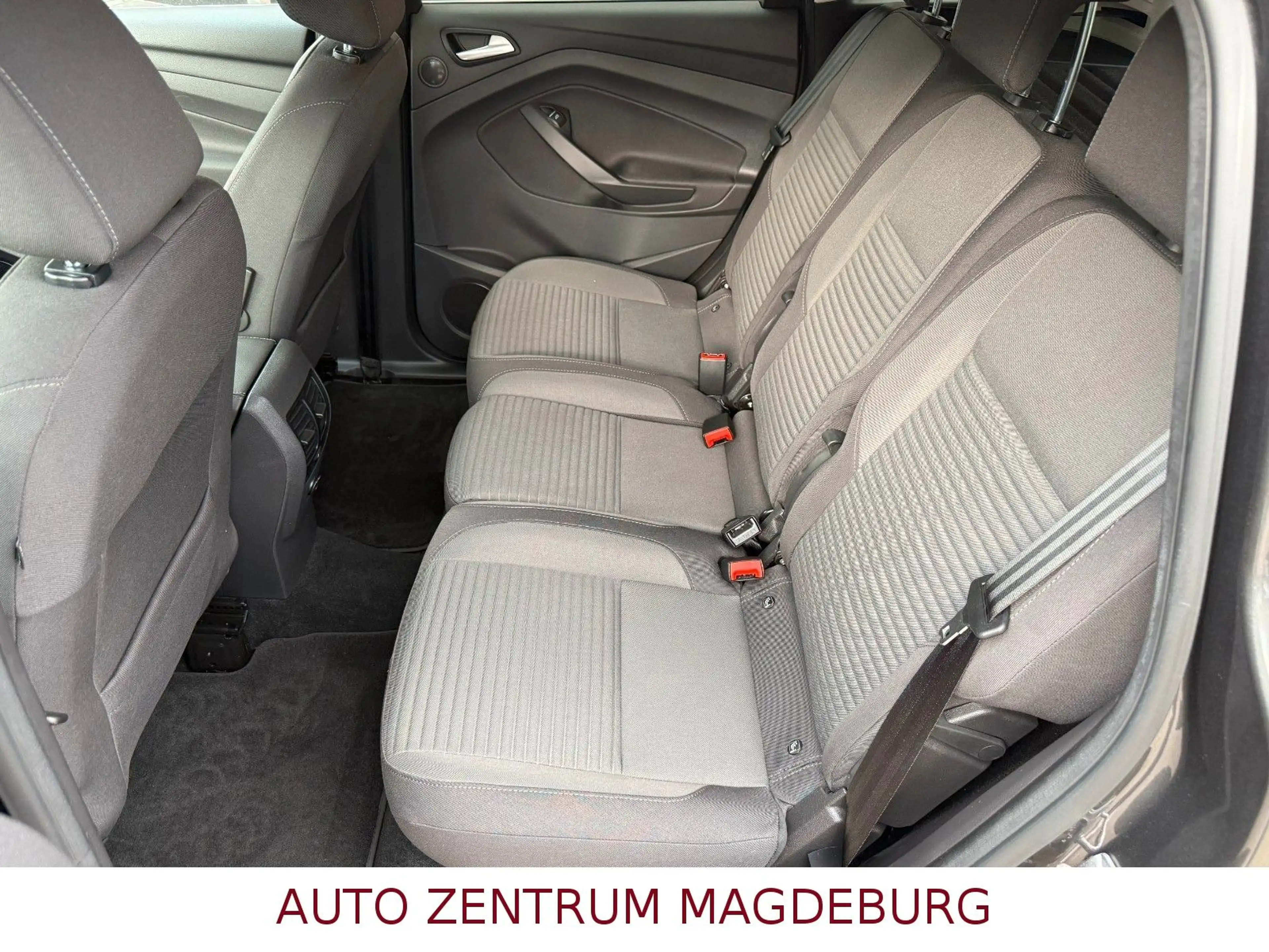 Ford C-Max C-MAX Titanium NAV*SITZHZG*ALU*KAMERA — photo 14