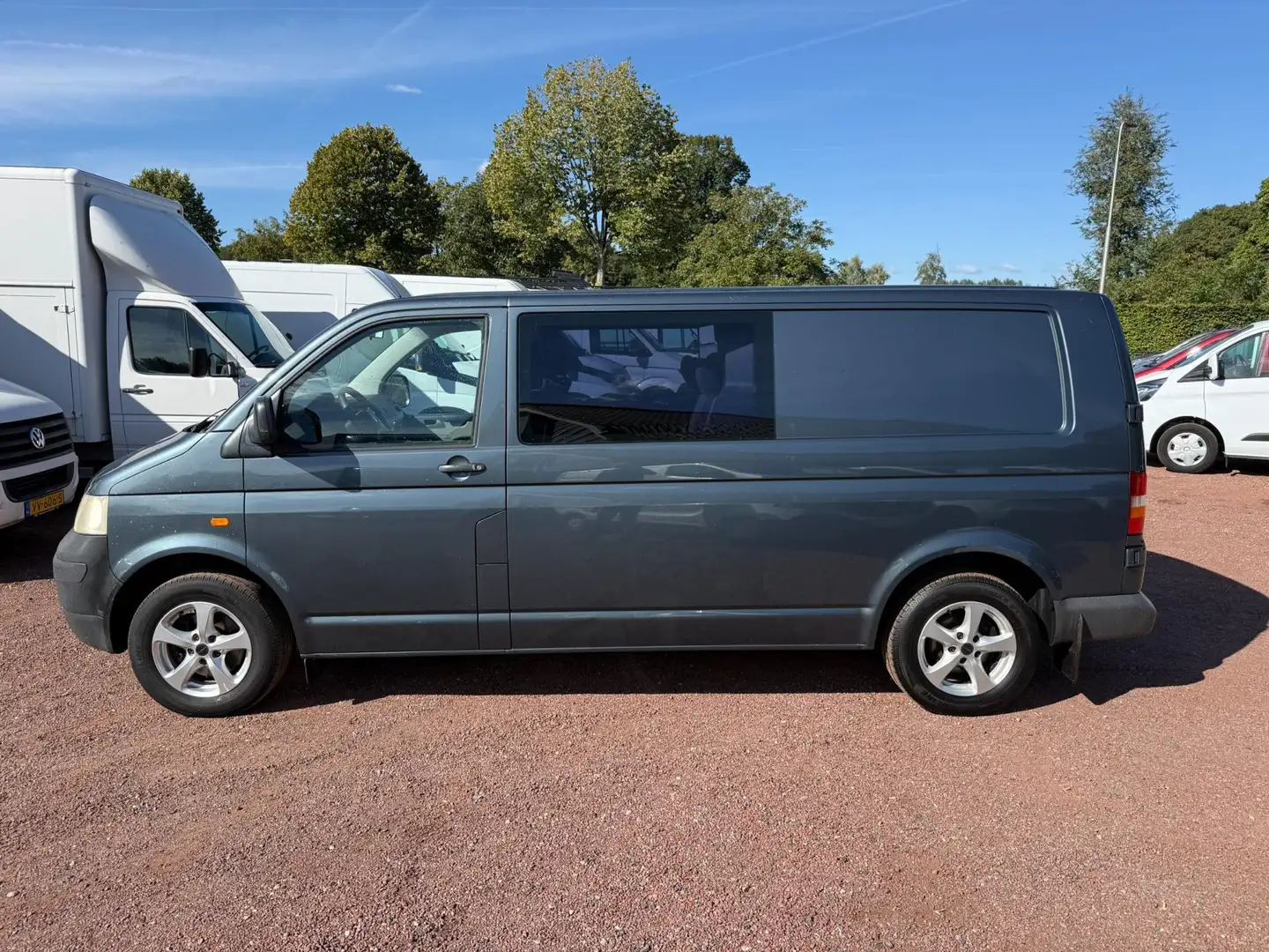 Volkswagen Transporter 2.5 TDI 96KW DC Dubbel Cabine Marge auto! Gris - 2