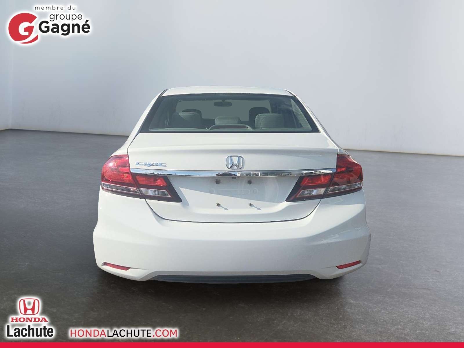 2015 Honda Civic LX 4 portes, boîte automatique — снимка 1