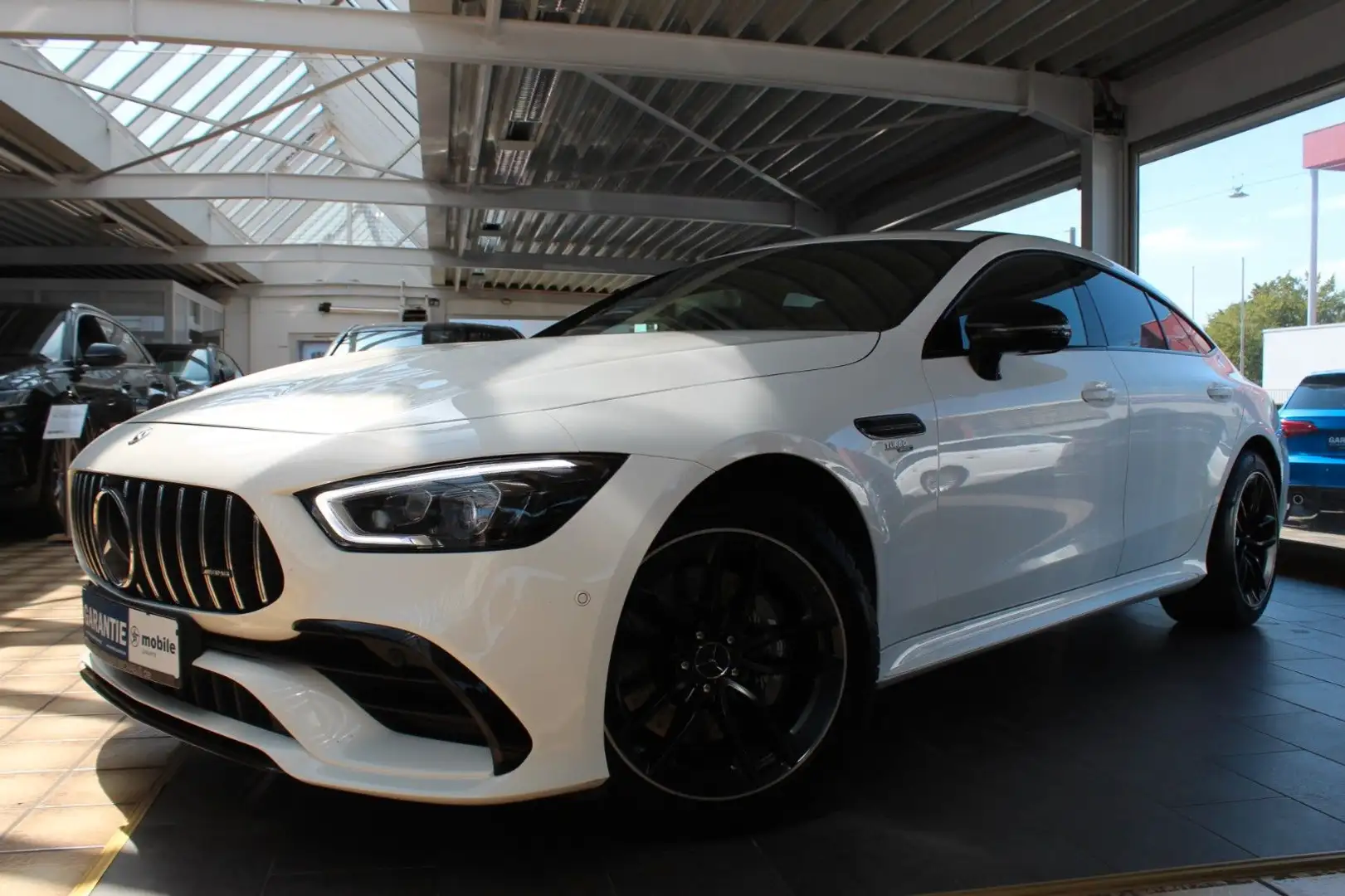 Mercedes-Benz AMG GT 53 4MATIC+DISTRONIC+360°+NIGHT MULTIBEAM White - 1