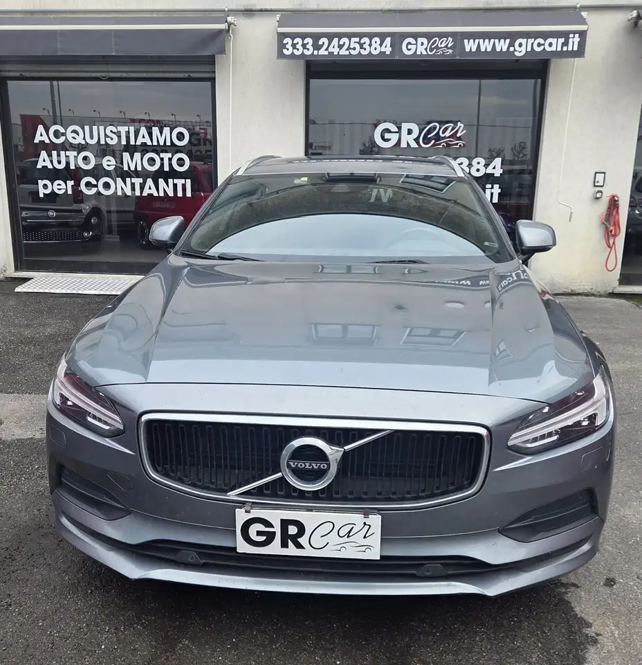Volvo V90