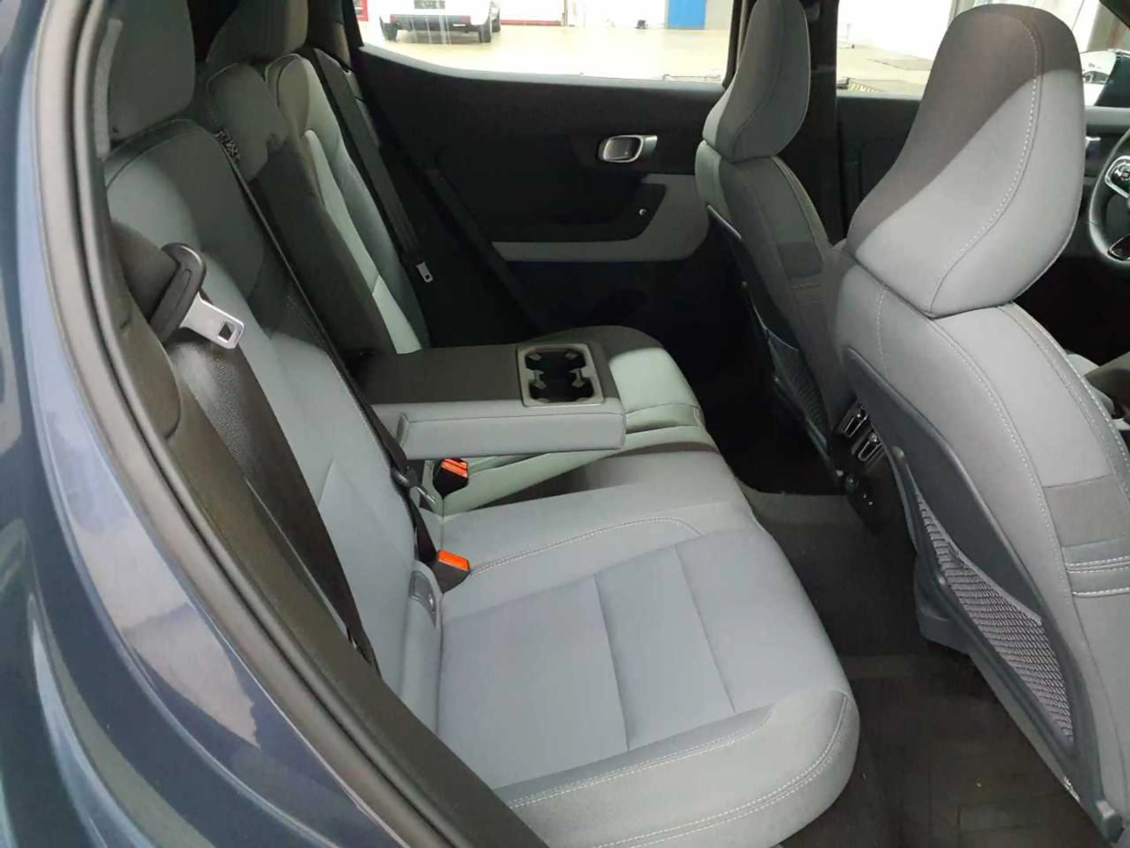 Polestar 2 Polestar 2 Single Motor 82kWh Plus Pilot — photo 13