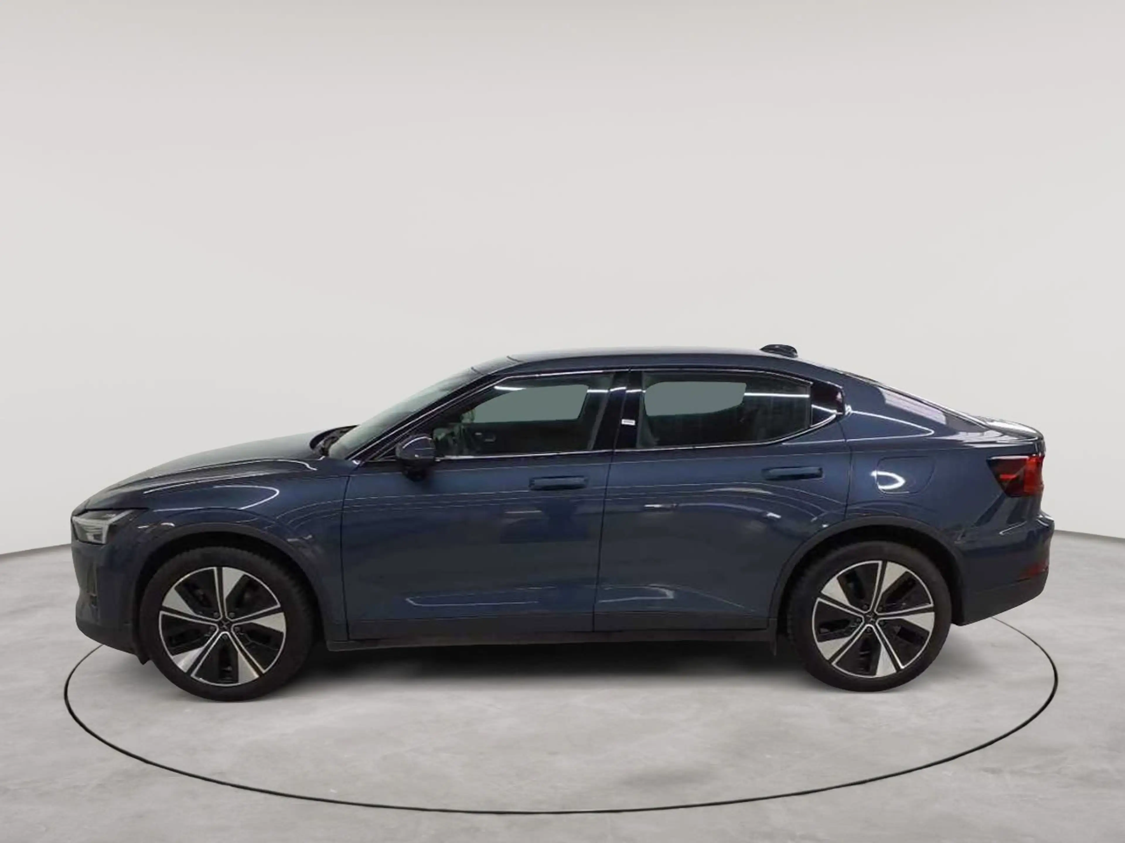 Polestar 2 Polestar 2 Single Motor 82kWh Plus Pilot — photo 6