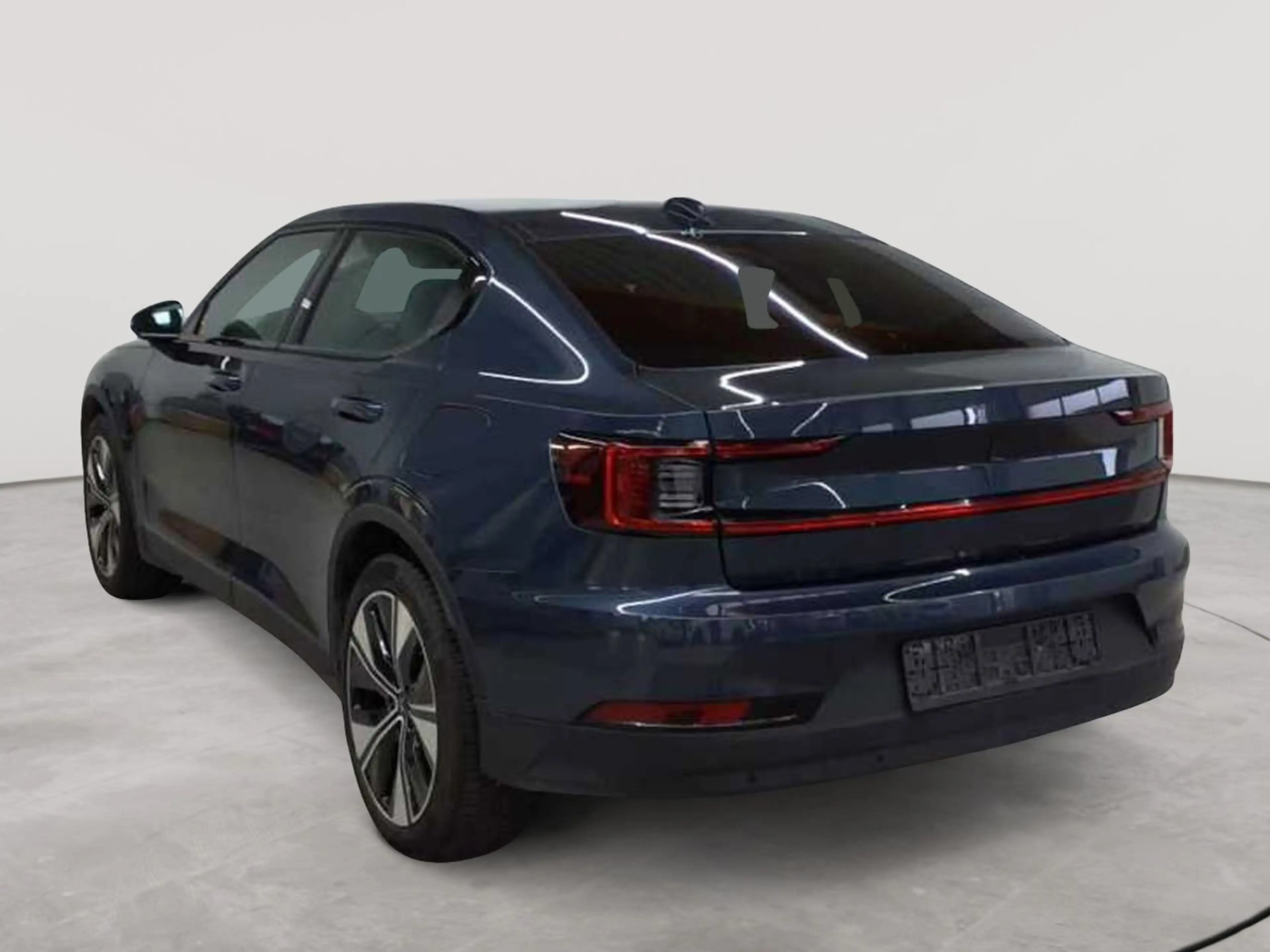 Polestar 2 Polestar 2 Single Motor 82kWh Plus Pilot — photo 5