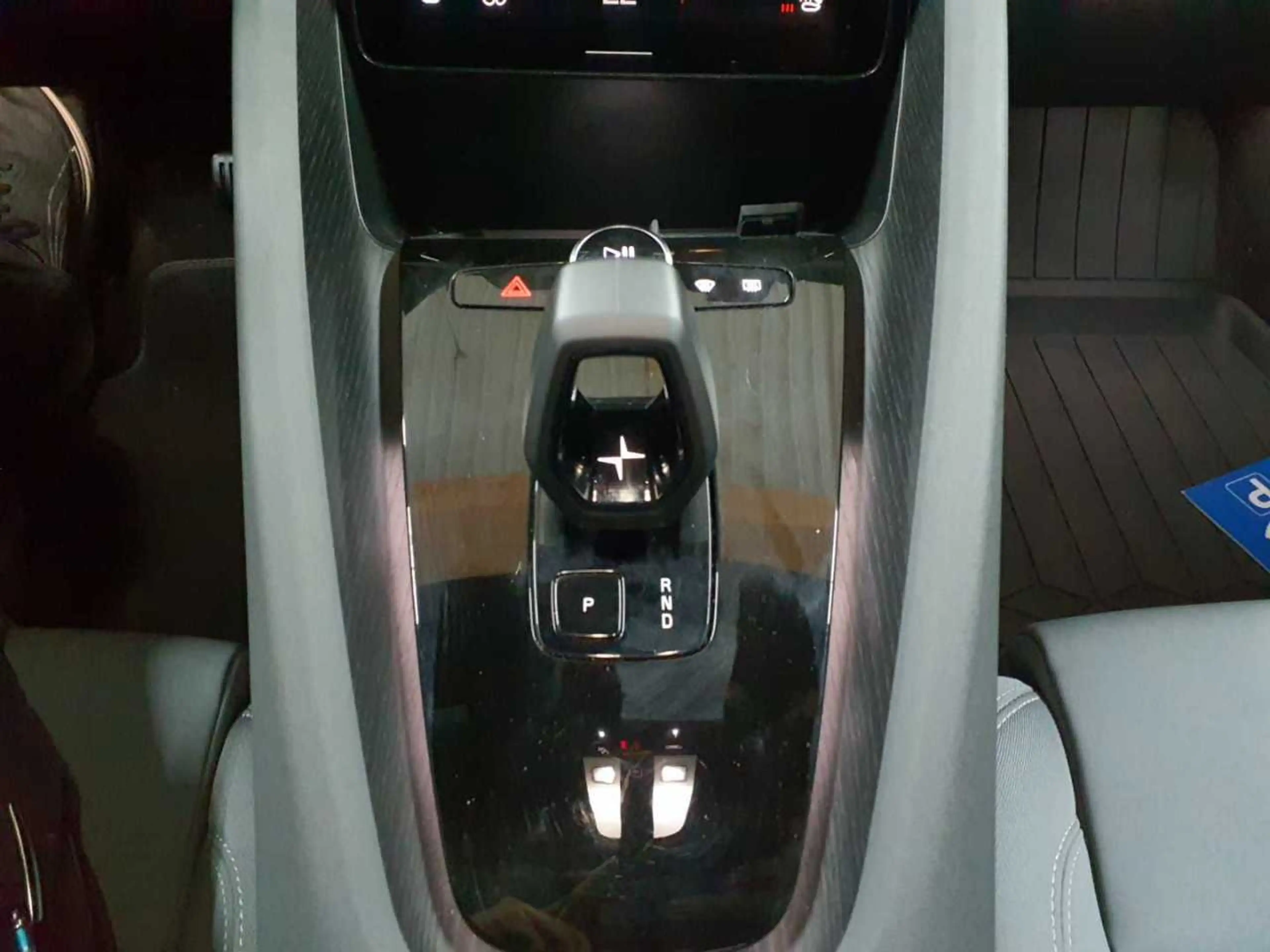 Polestar 2 Polestar 2 Single Motor 82kWh Plus Pilot — photo 10