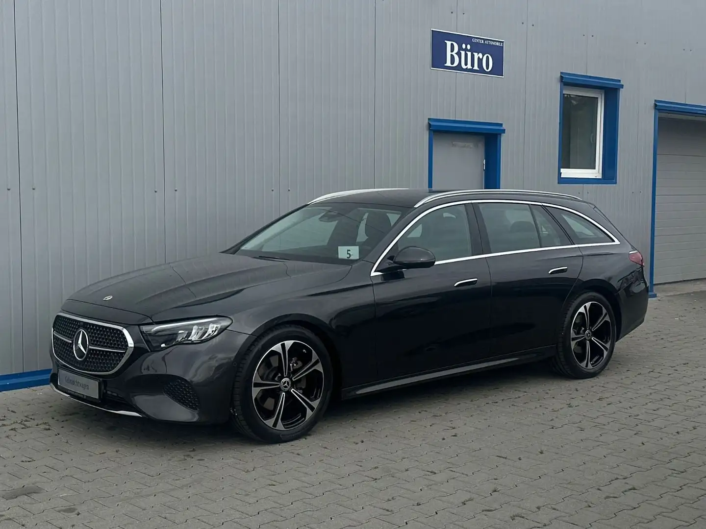 Mercedes-Benz E 220 d T 48V 9G SPORT LEDER PANORAMA KAMERA AHK Gris - 1
