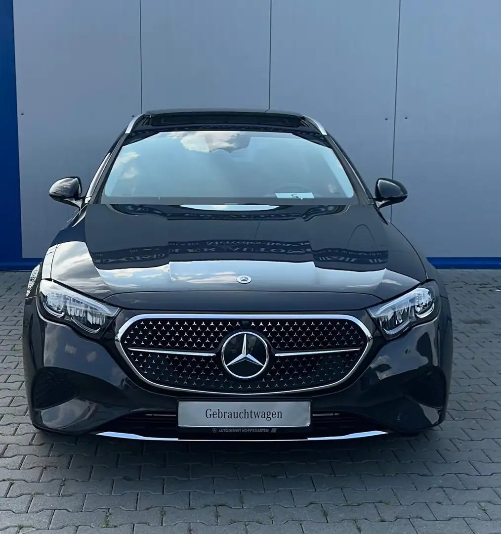 Mercedes-Benz E 220 d T 48V 9G SPORT LEDER PANORAMA KAMERA AHK Grau - 1