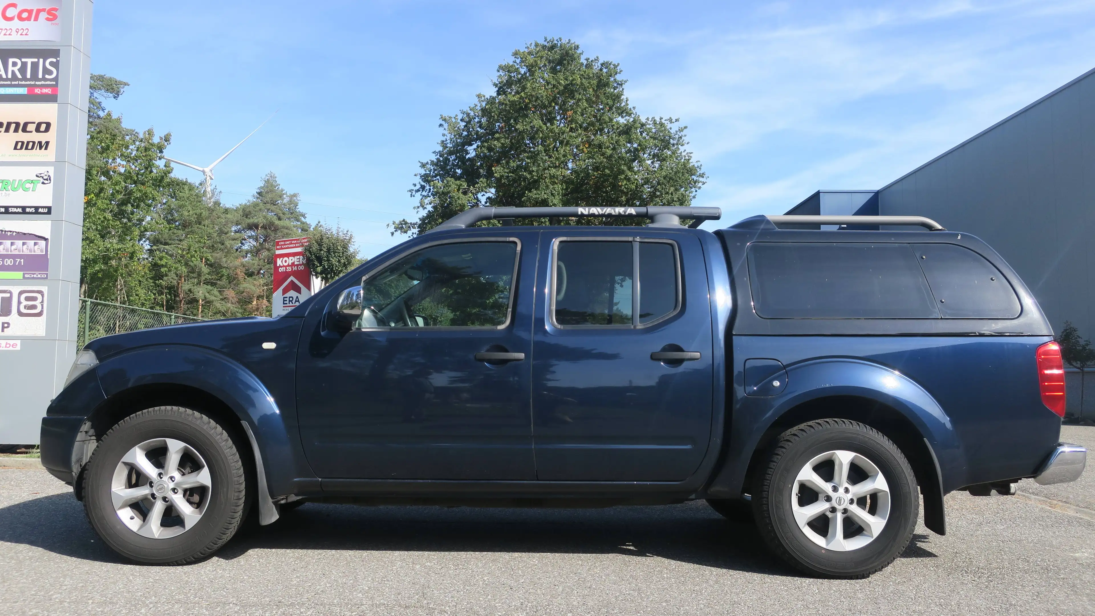 Nissan Navara 2.5 dCi 4x4 Executive IT Alpha Top G — photo 2
