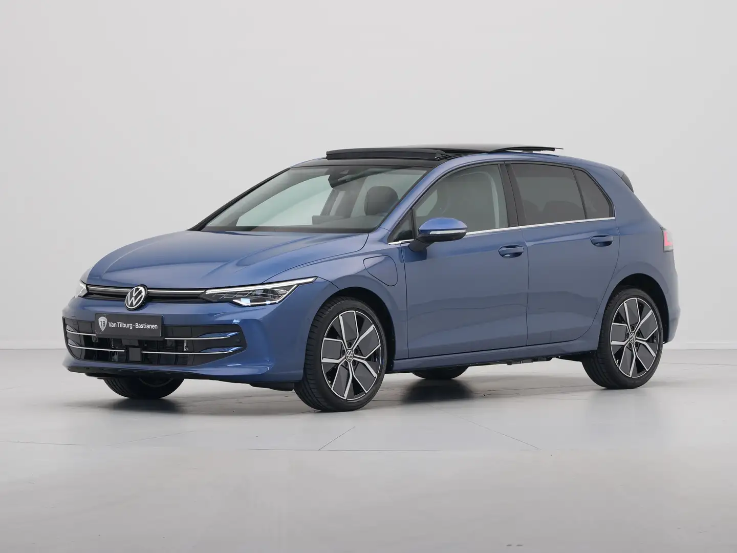 Volkswagen Golf Style Edition eHybrid | 'App-Connect' draadloze sm Blauw - 2