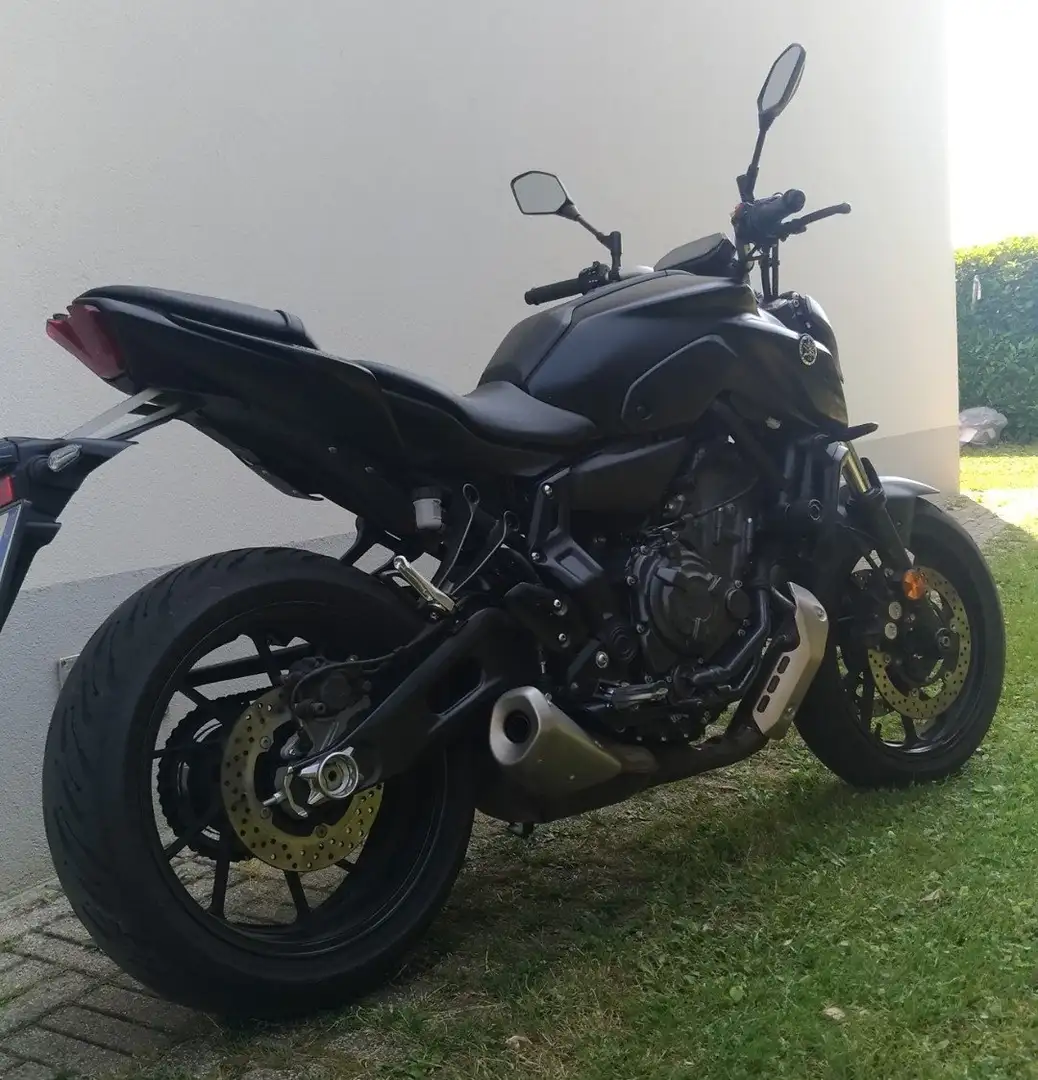 Yamaha MT-07 Nero - 2