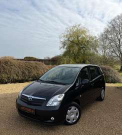 Verso 2.0 Turbo D-4D PREMIER PROPRIETAIRE !!! CLIM