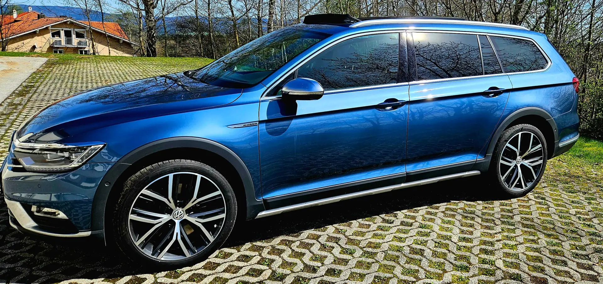 Volkswagen Passat Alltrack Passat 2.0 TDI SCR 4Motion DSG (BMT) Kék - 2