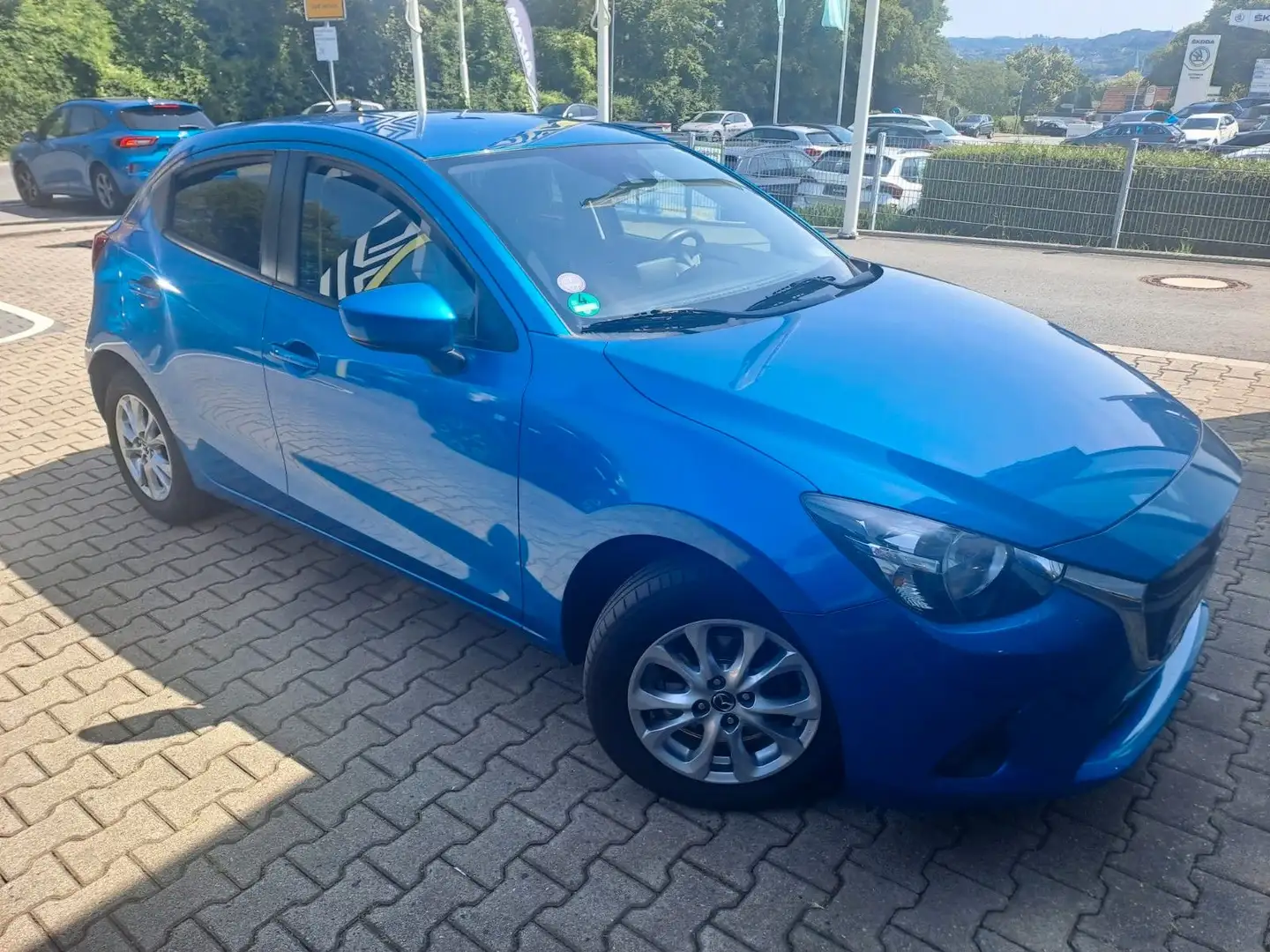 Mazda 2 Sky-Activ G90 AT Excl. *Navi* *WKR* Blau - 1