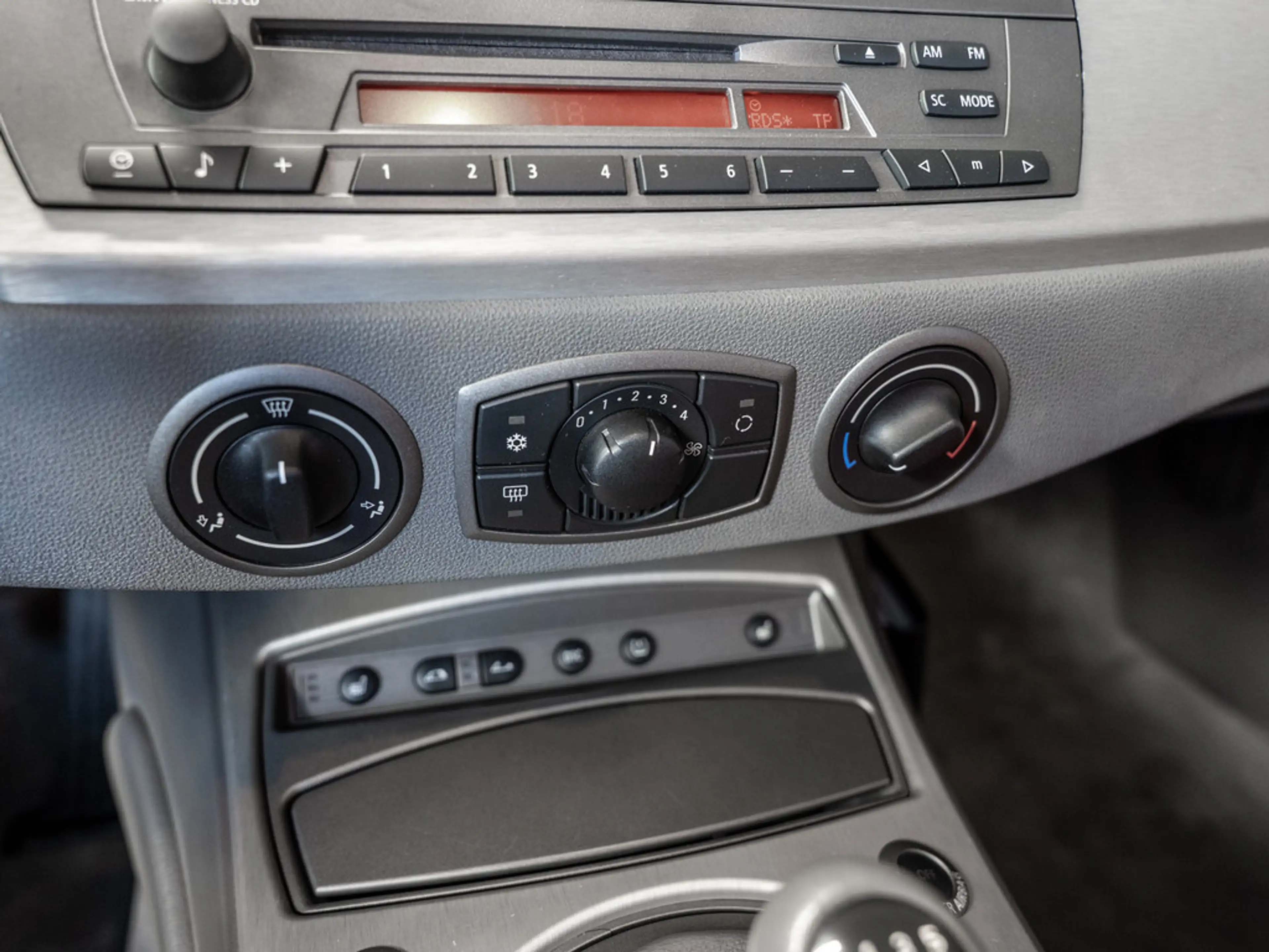 BMW Z4 Roadster 2.5i LEDER SHZ MEMORY KLIMA — photo 14