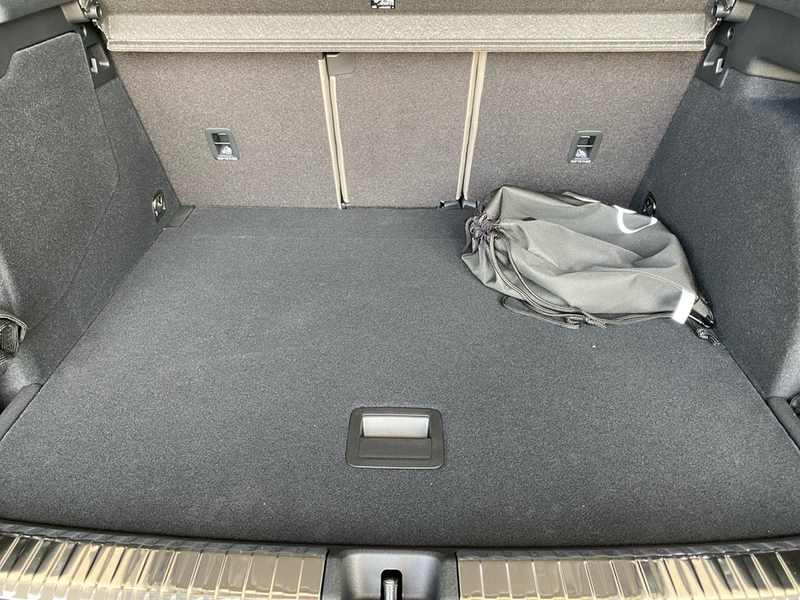 Audi Q3 SUV e-hybrid 200 kW S line AHK+RFK+ACC+MATRIX+P... — photo 13