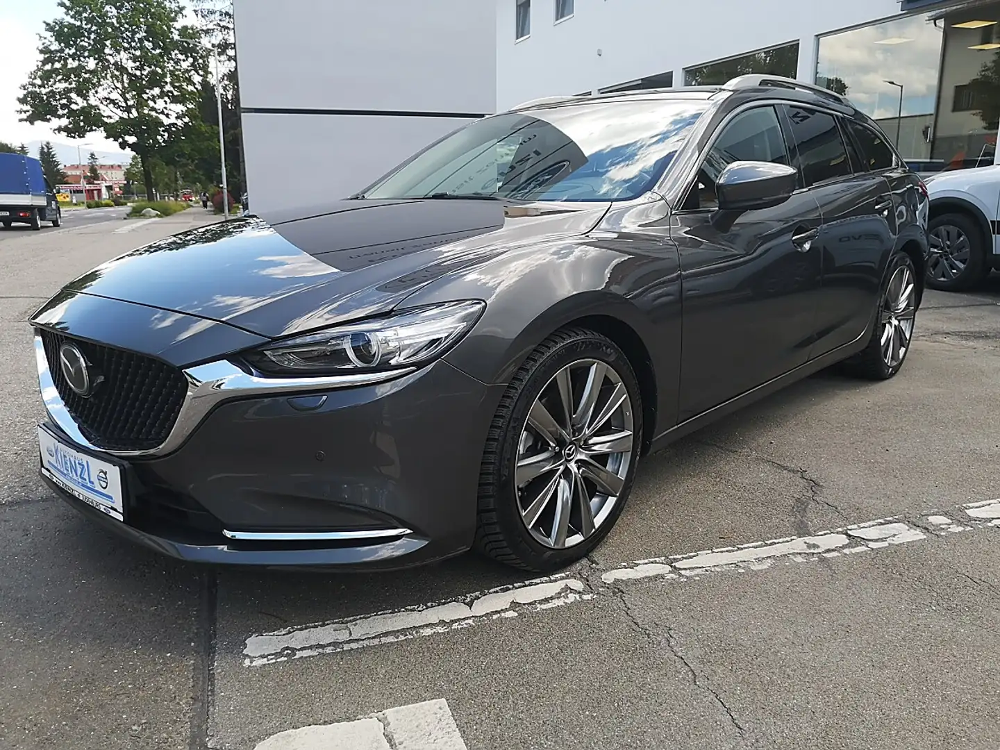 Mazda 6 Mazda 6 Revolution Top AWD Silber - 1