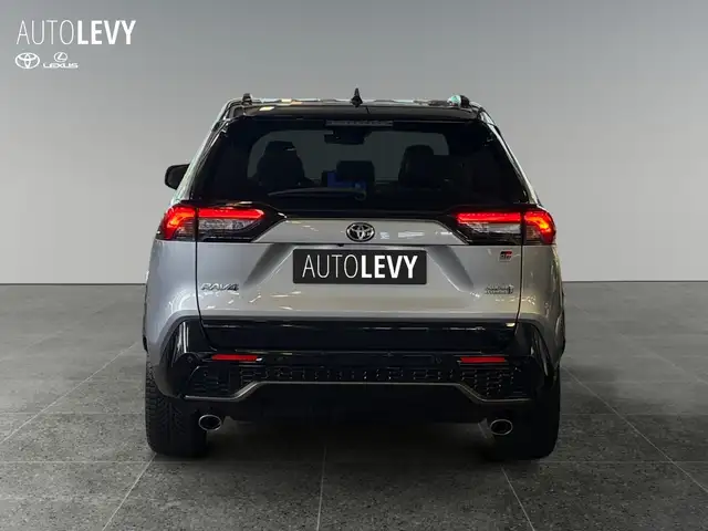 Toyota RAV4 view 5