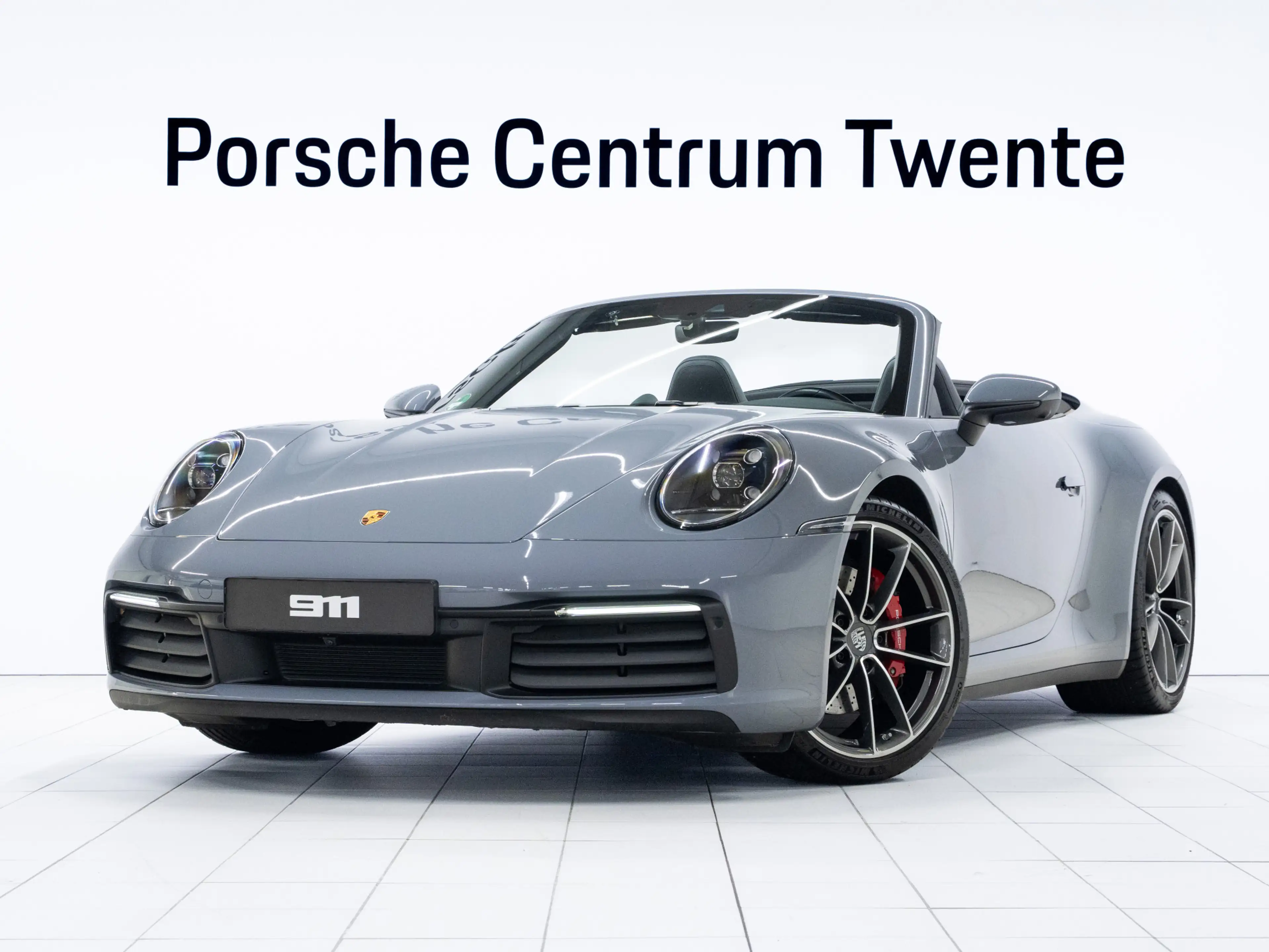Porsche 992 Carrera 4S Cabriolet